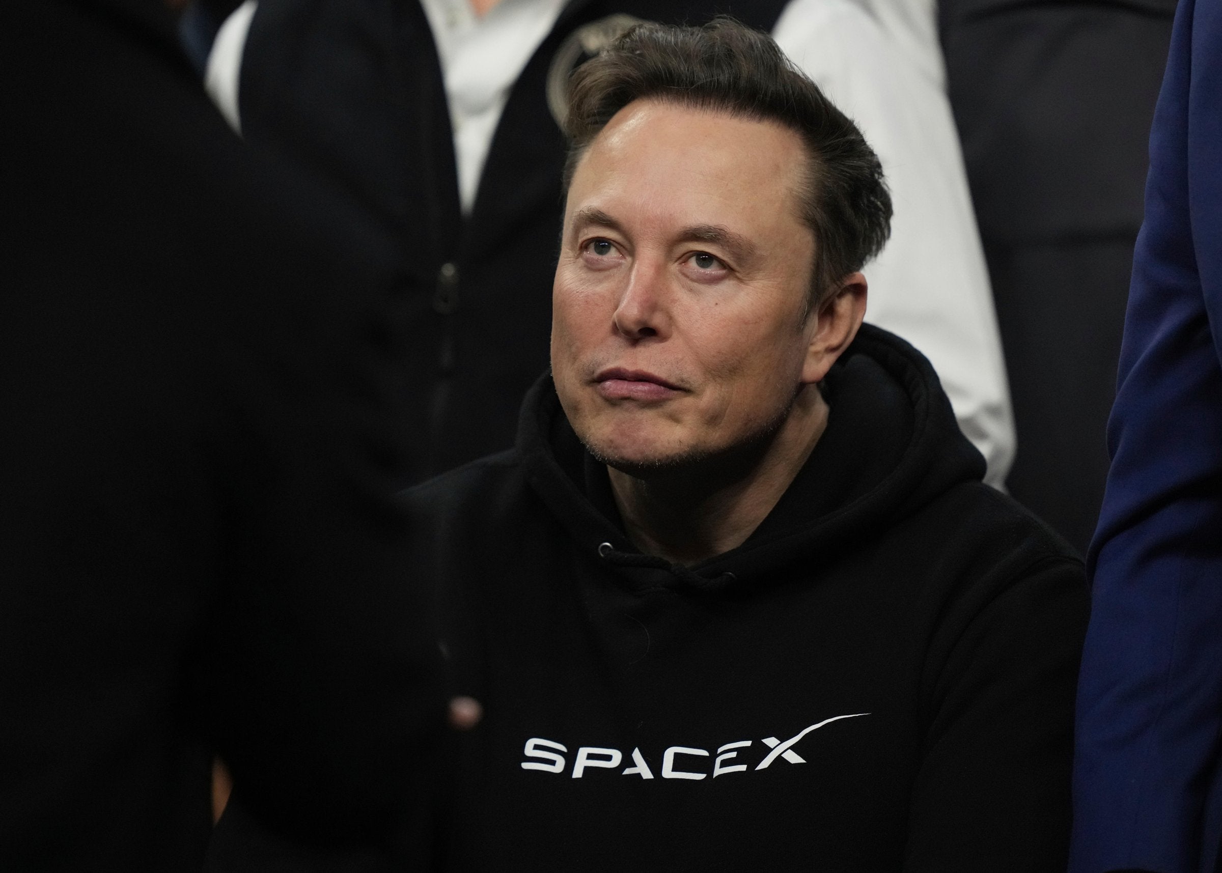 SpaceX vil hente 75 milliarder dollar
