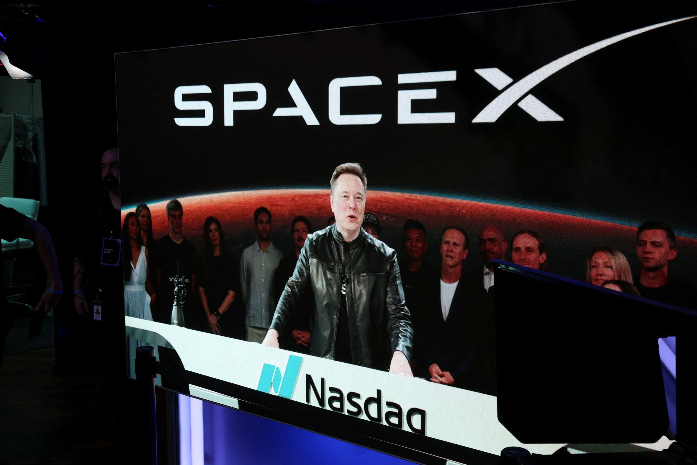 Elon Musk: – Neste år skal jeg gi én Space X-aksje til hvert barn i USA