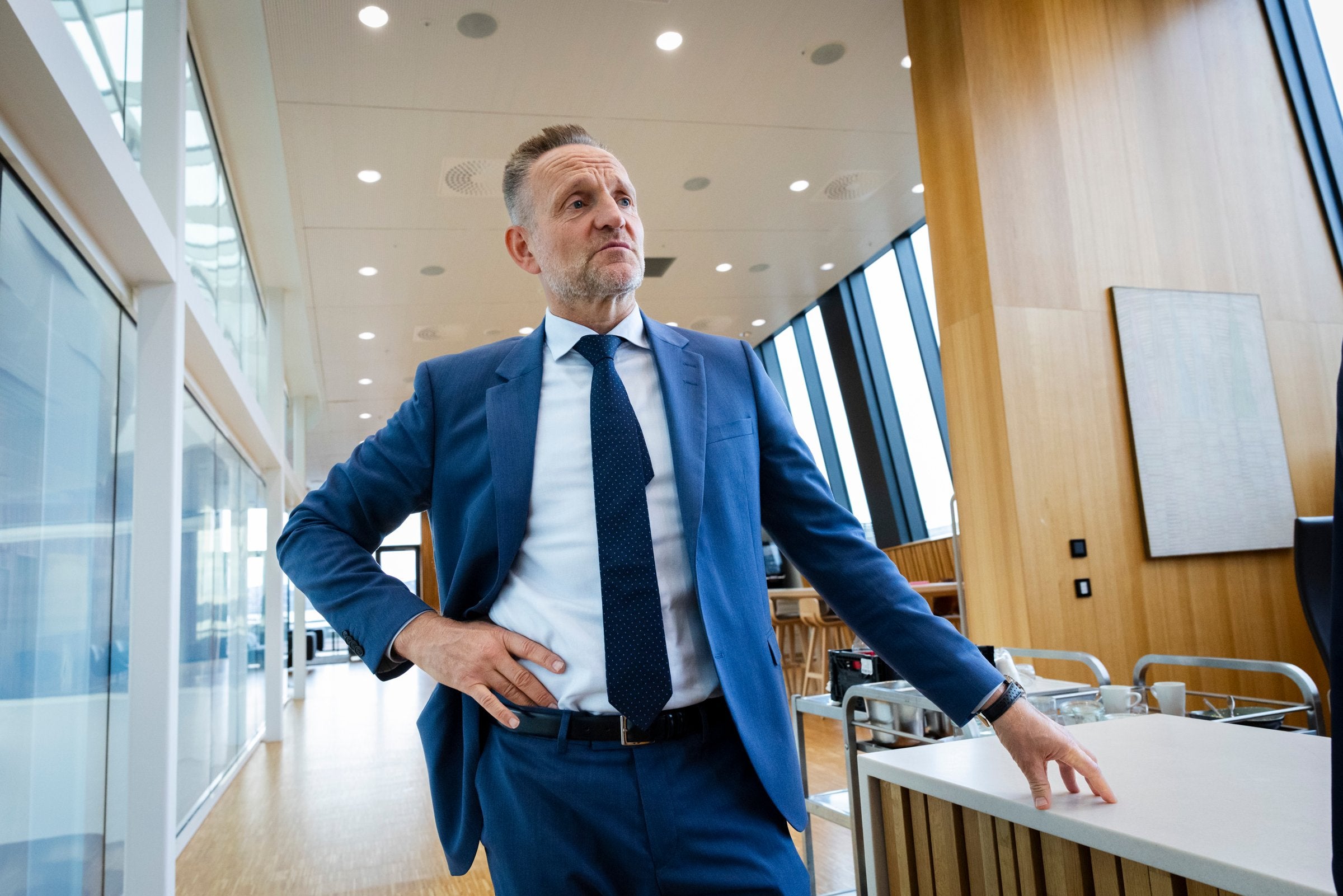 Banktopp ut mot rolleblanding: – De har en uvanlig sterk kobling