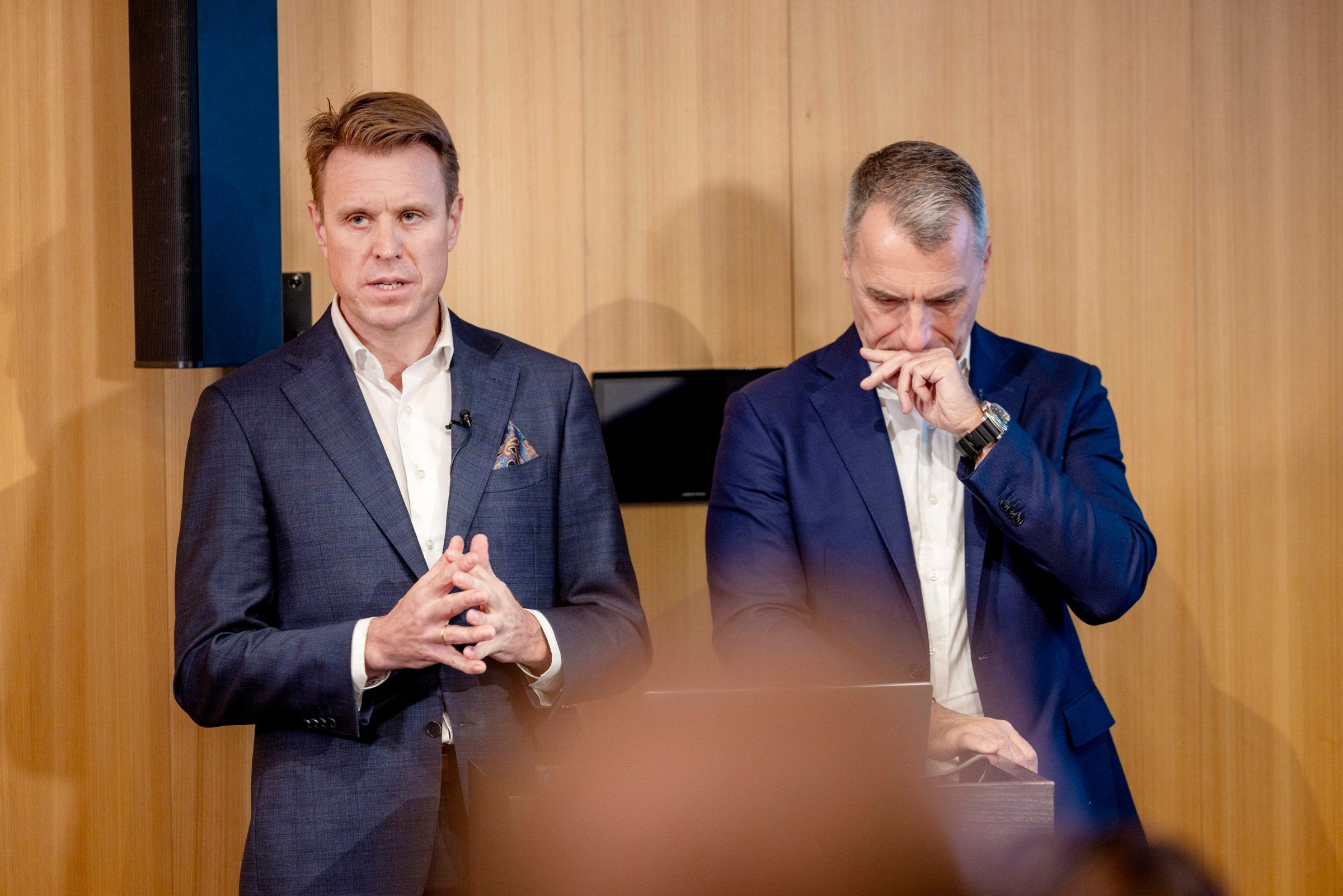 Sender ut resultatvarsel kun tre dager etter største eiers aksjesalg for halv milliard