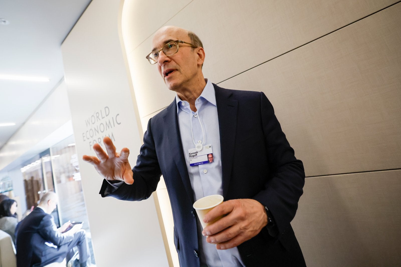 Harvard-professor Kenneth Rogoff om tolltruslene: – Tro meg, han elsker dette