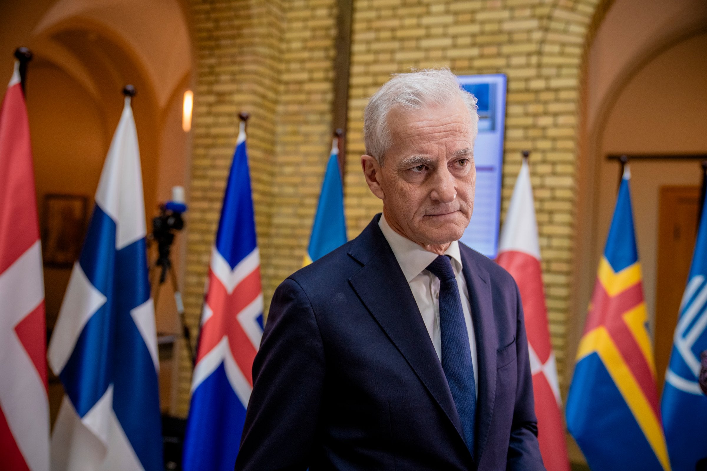 Støre: Norge vil delta i internasjonalt initiativ for at skip kan seile fritt gjennom Hormuzstredet