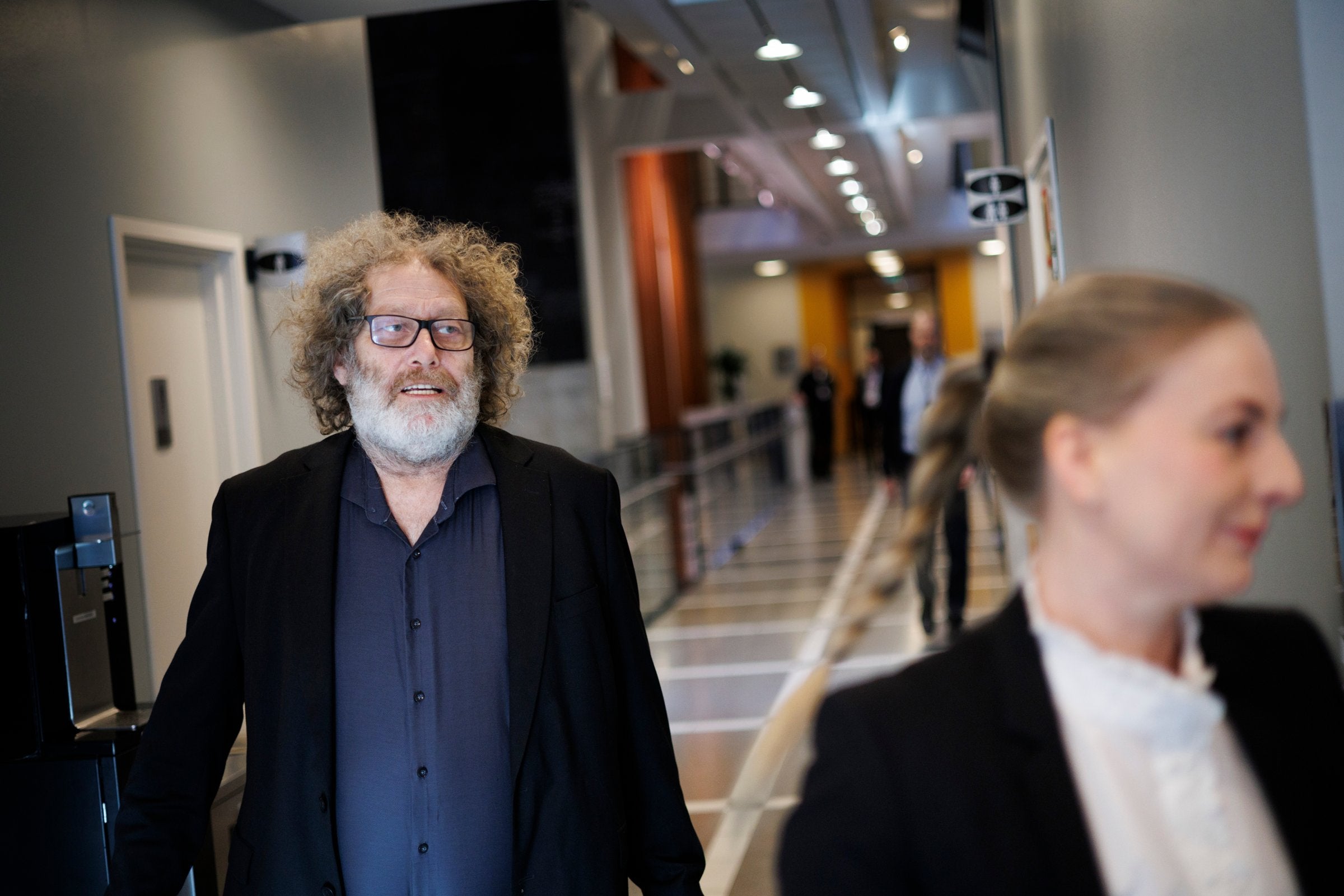 Frederic Hauge avviser å ha spist middag med Lier-Hansen ukentlig