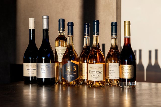 Fra lett og friskt til søtt, krydret og intenst – Disznókö produserer det hele.