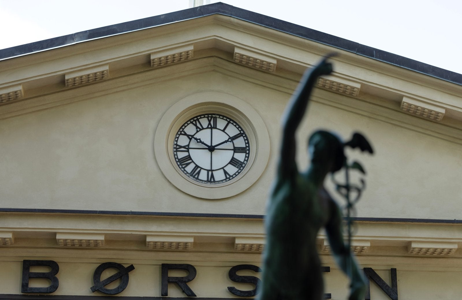 Oslo Børs faller etter ferske tolltrusler: – Et selvmål av Trump, både politisk og økonomisk