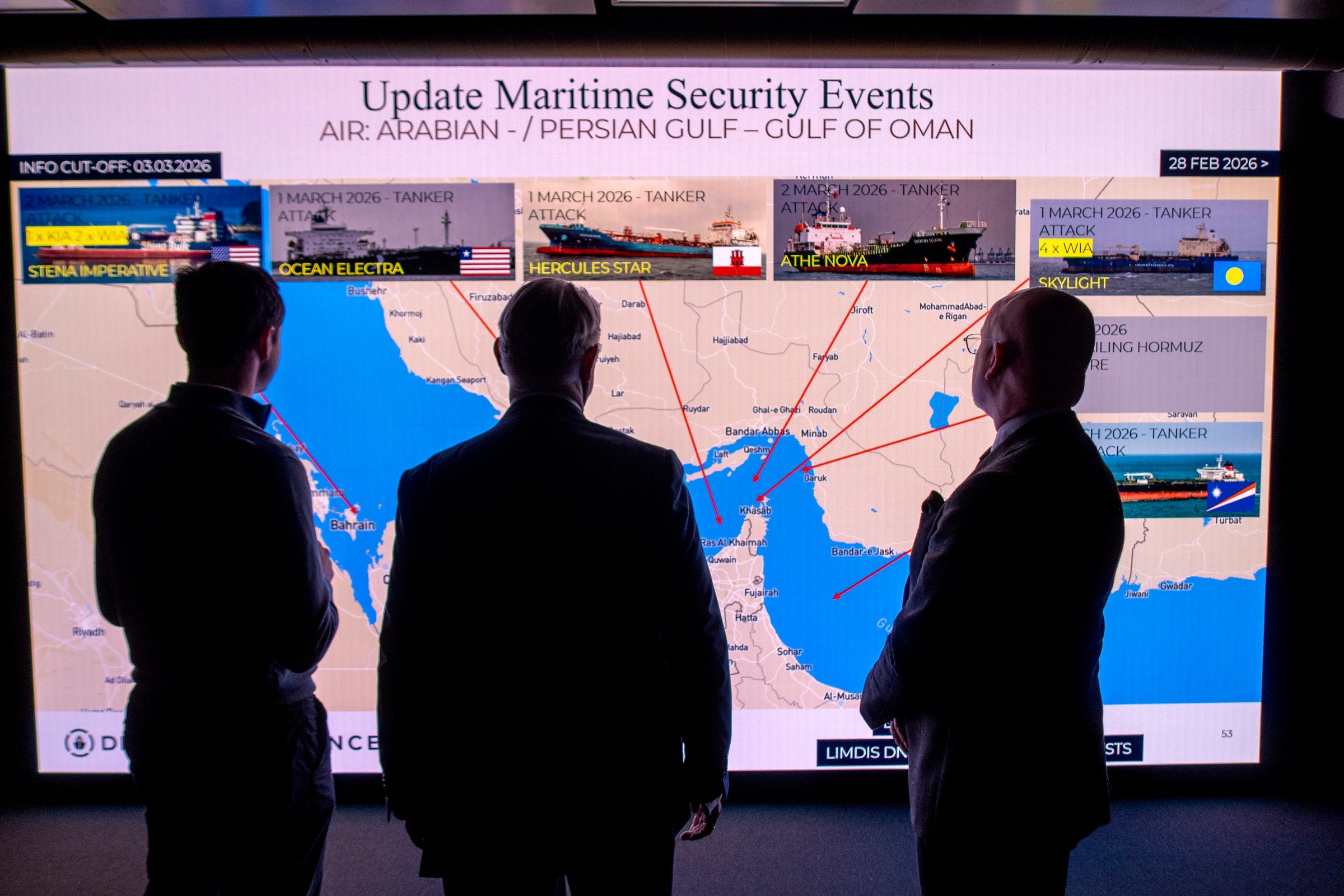 Containerskip angrepet i Hormuz: – Følger situasjonen rundt norske skip med svært høy beredskap