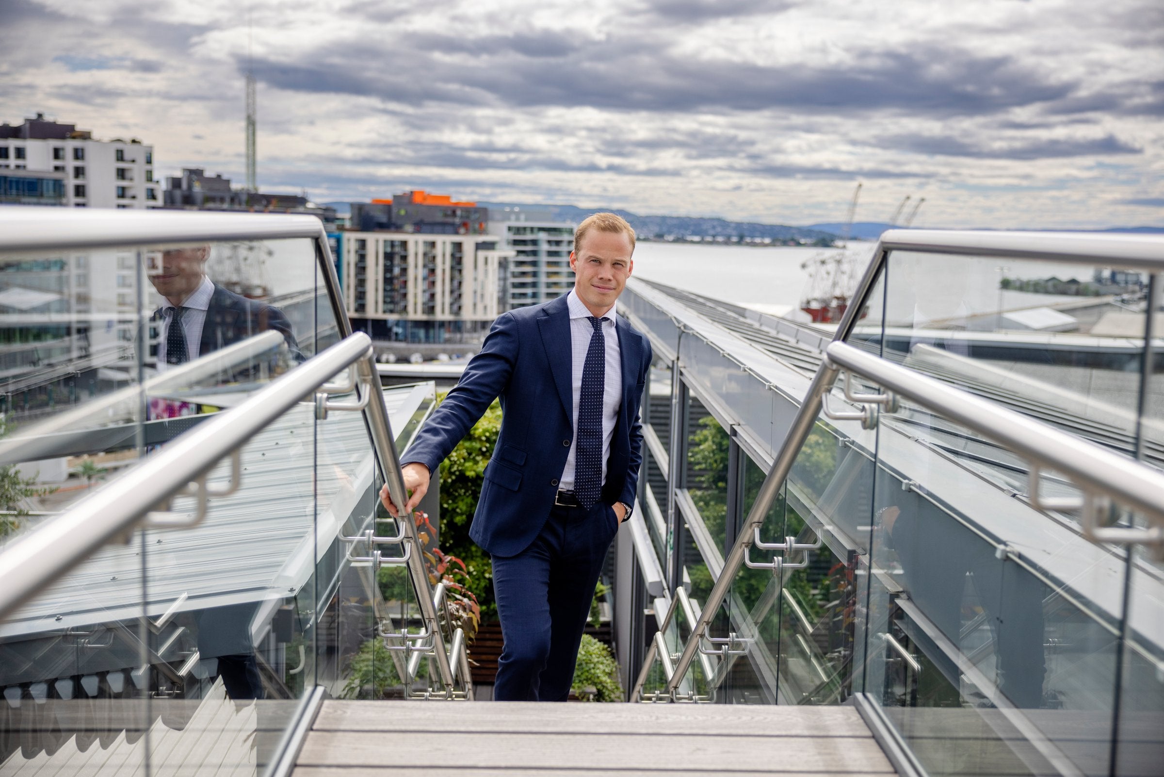 Oljeprisen har steget nær 20 dollar på én uke: – Bare så vidt begynt