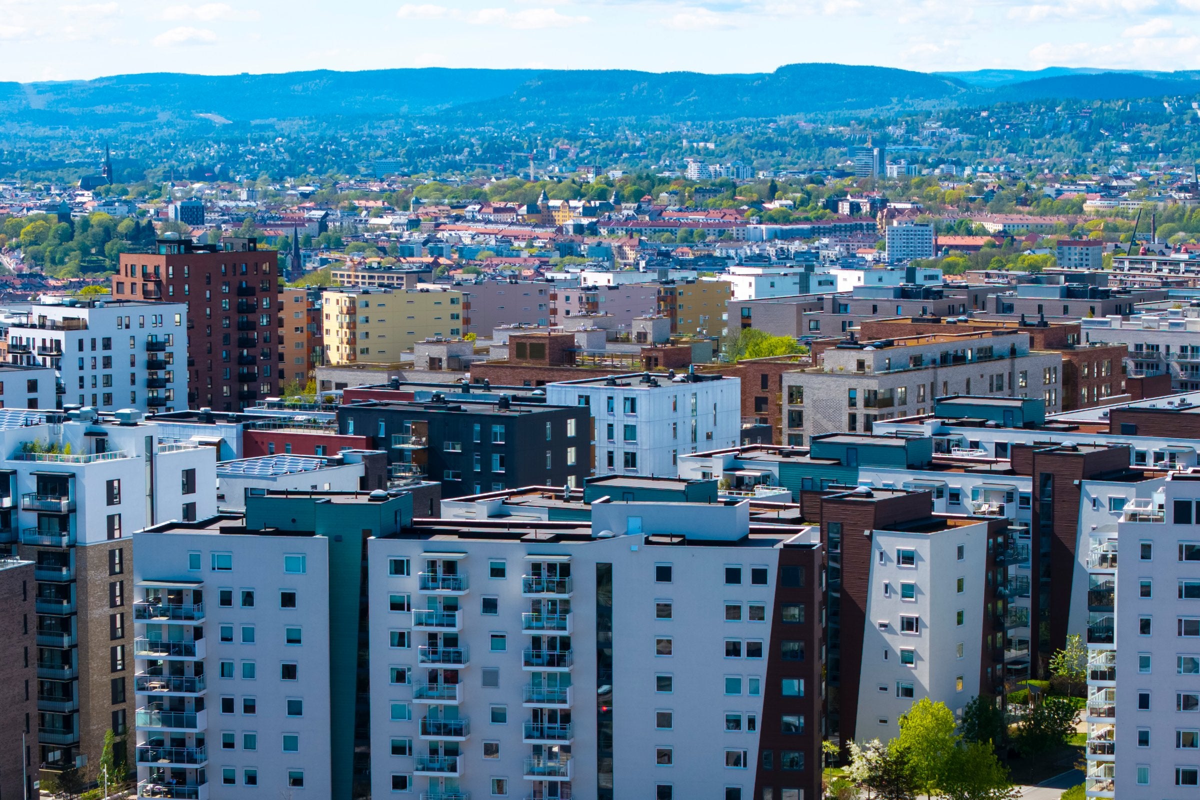 Største mai-fall i Oslo på fem år: Nå ligger det rekordmange boliger ute for salg