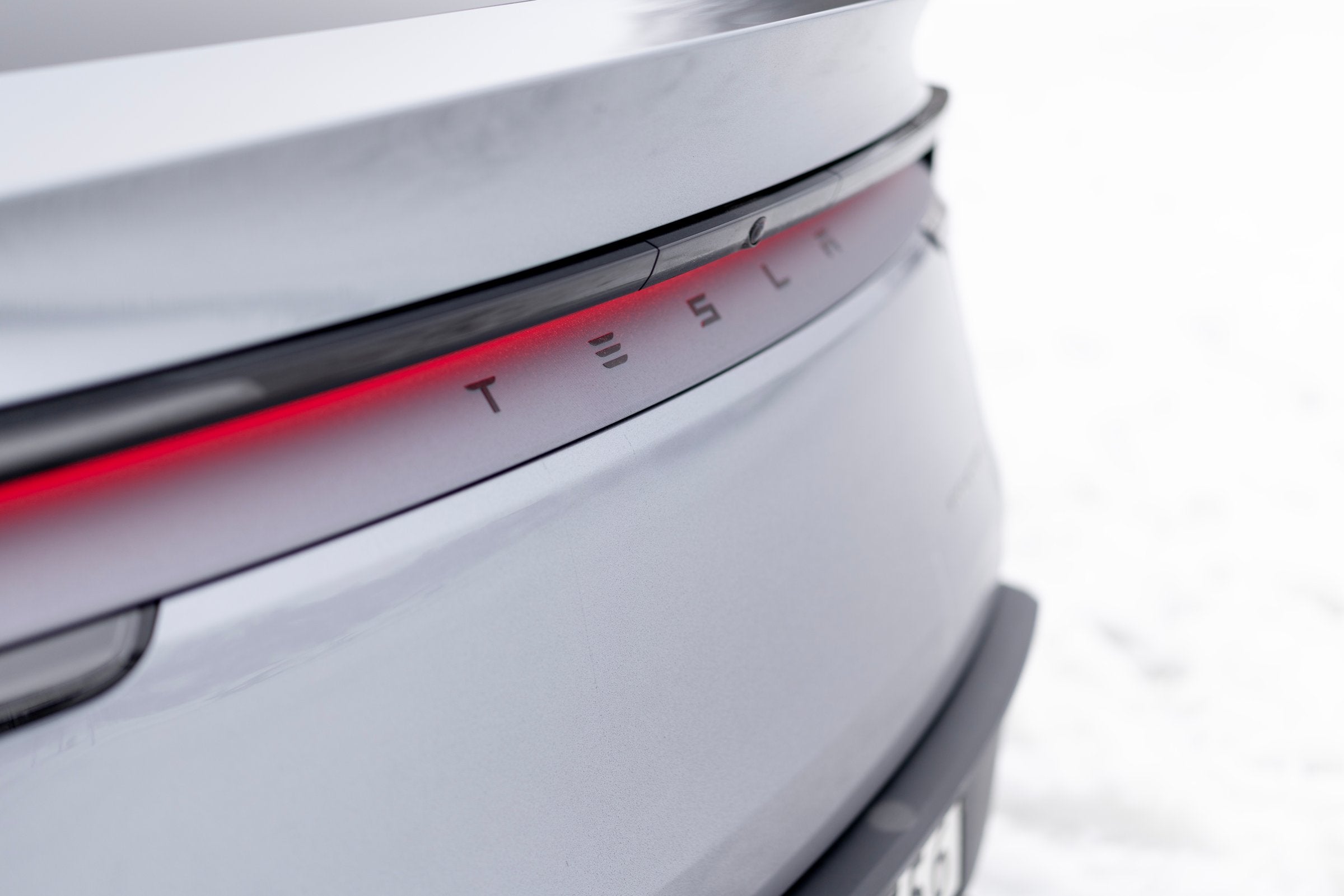 Kollapsen i bilsalget: Tesla ned 88 prosent i januar