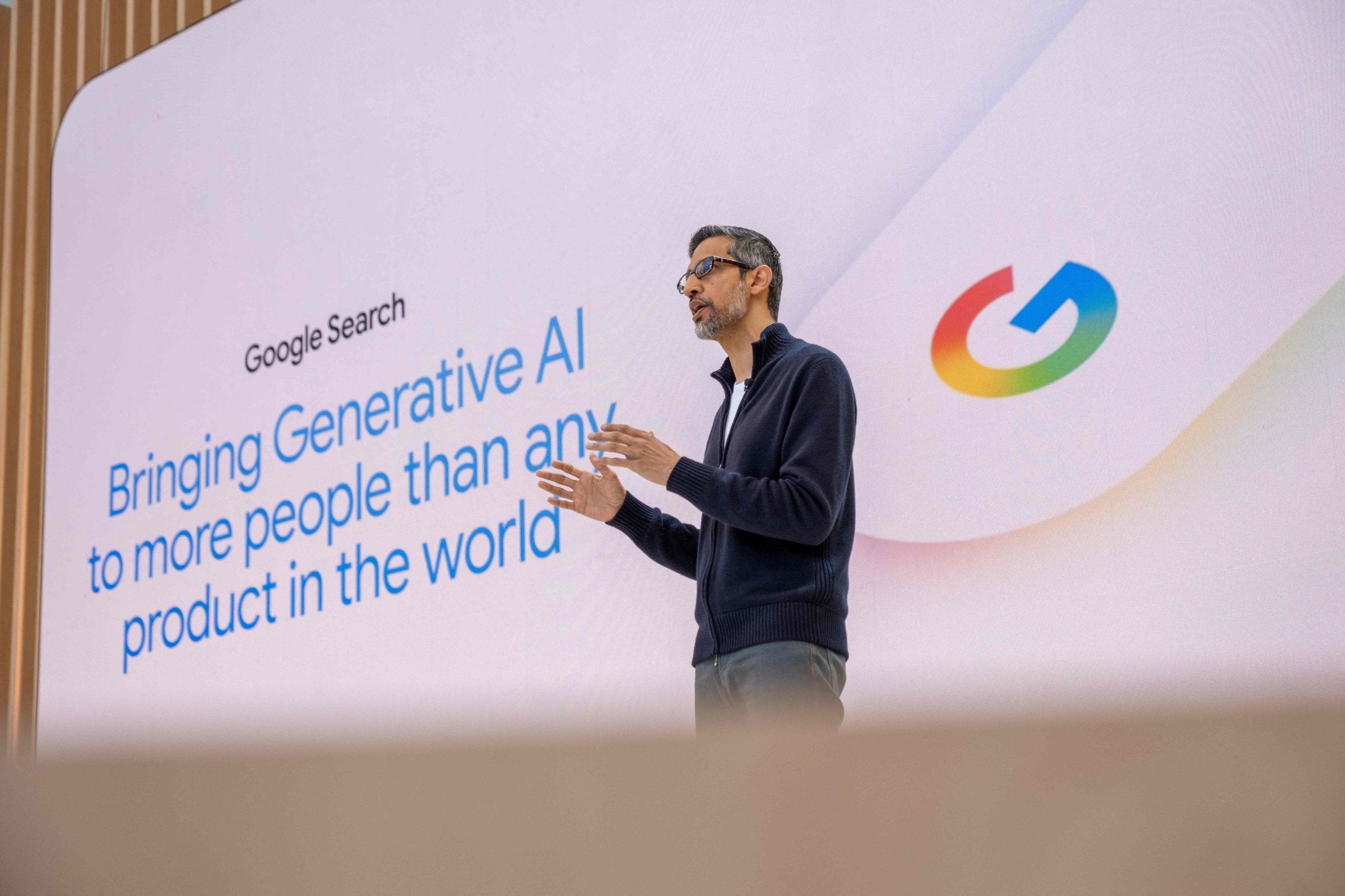 Google-eieren henter 80 mrd. dollar til KI-krigskasse