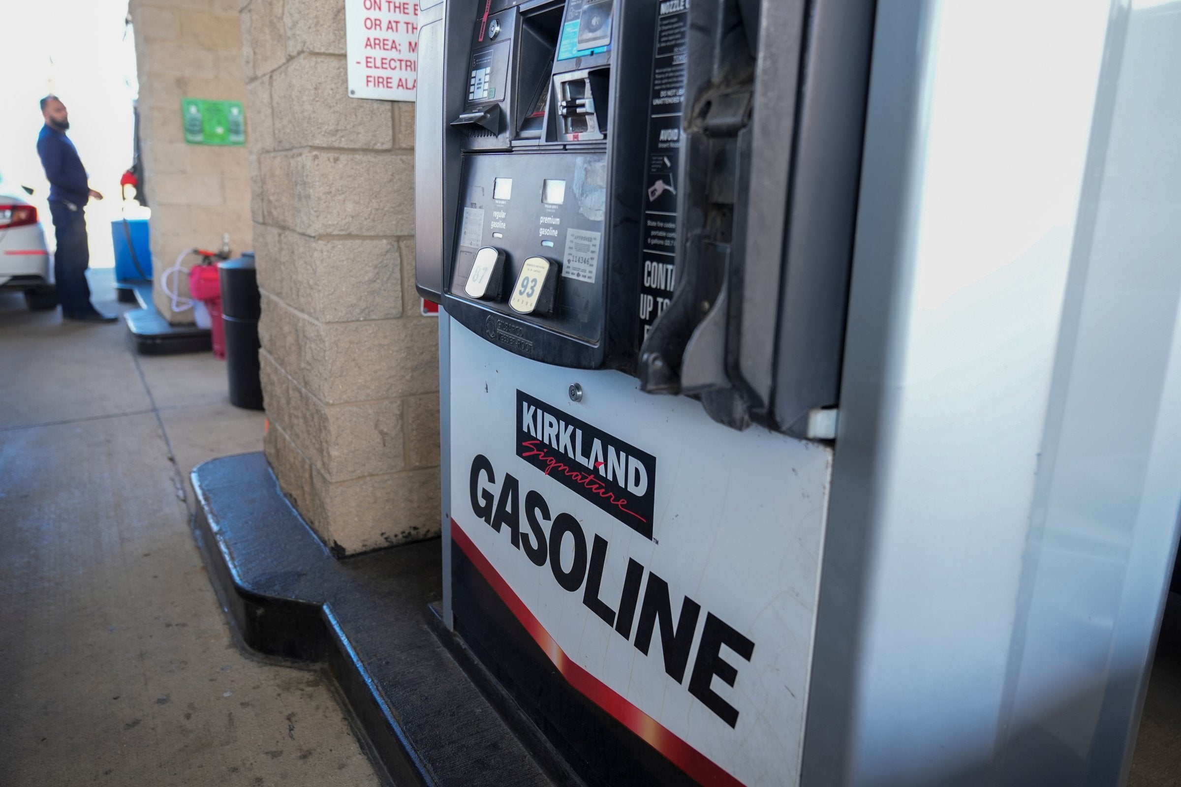 Forbrukertilliten i USA stuper til nytt bunnivå