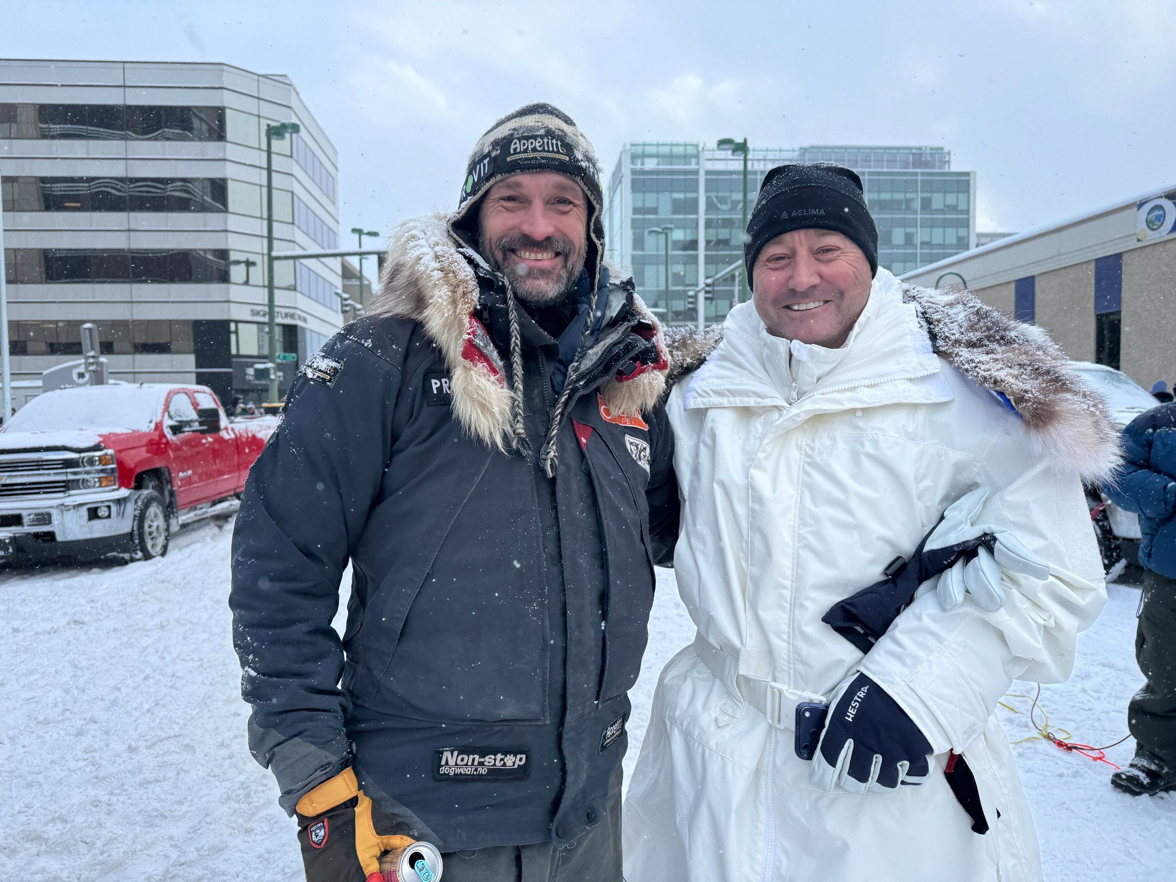 Fikk kritikk for å kjøpe seg plass - nå er Røkke klar for det ekstreme hundeløpet