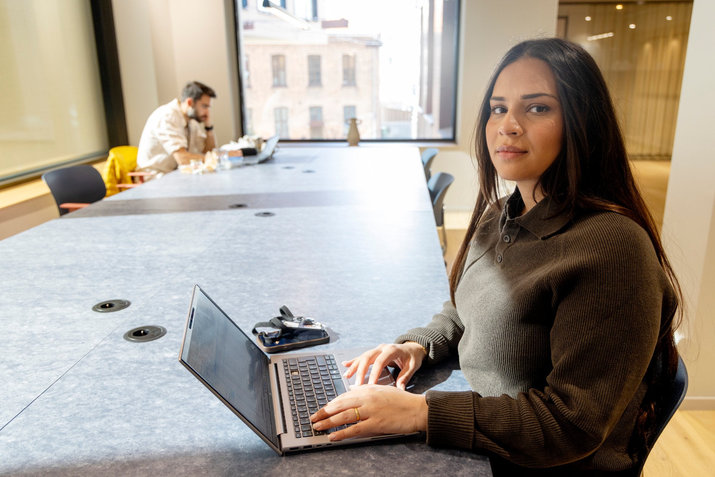 Ny studie: Ansatte med bakgrunn fra Afrika og Asia forfremmes sjeldnere: – Ikke overrasket