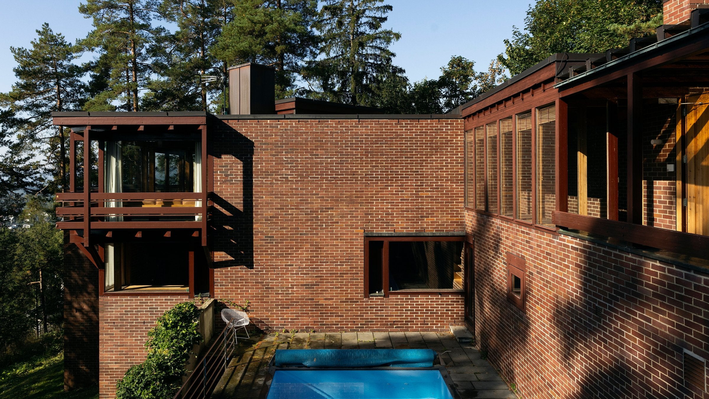 Kjøpte Sverre Fehn-villa for 56 mill. i 2024 – kutter prisen og selger to år senere