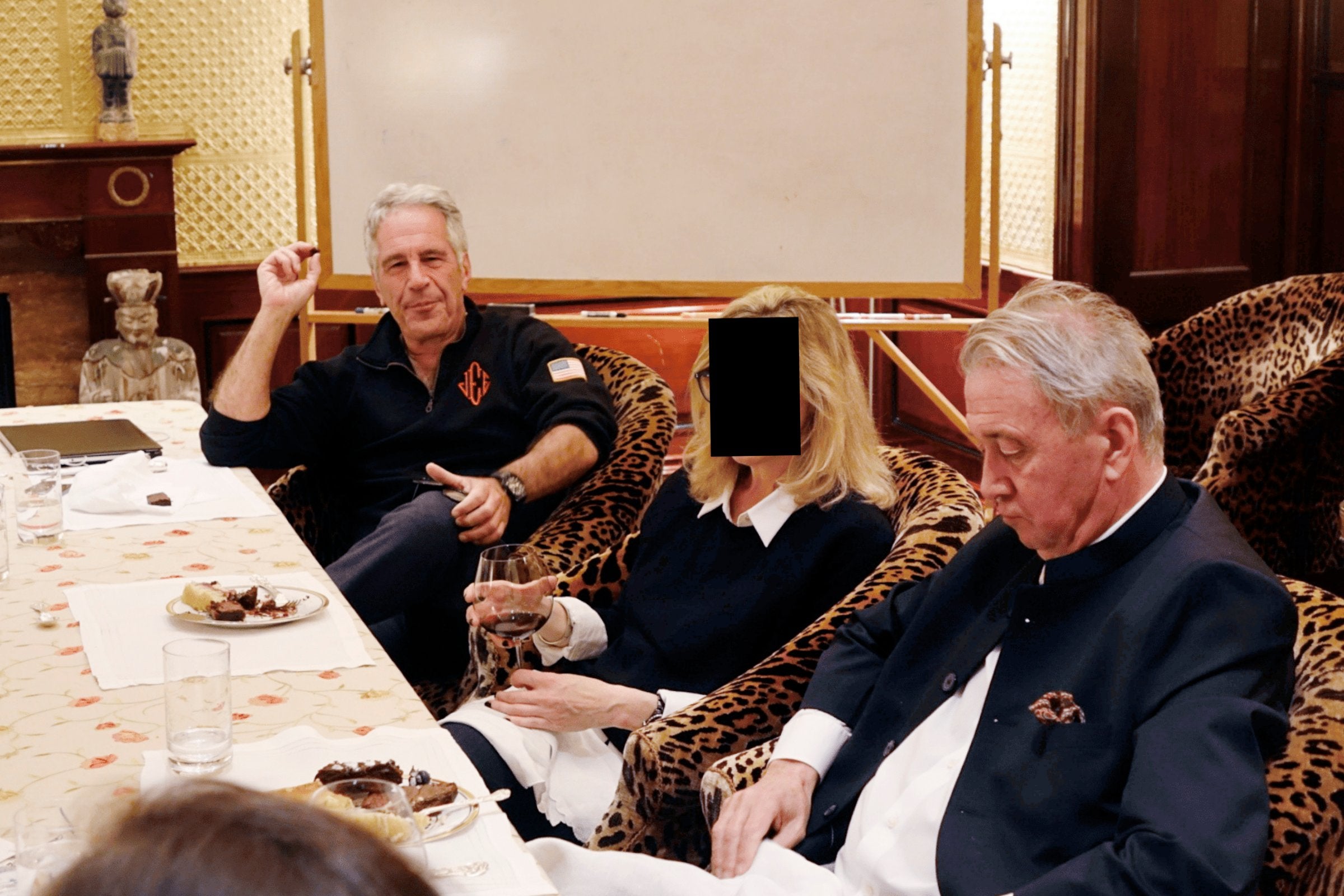 Varslet om ung kvinne i norskstøttet tankesmie: – Epstein ville at hun skulle jobbe der