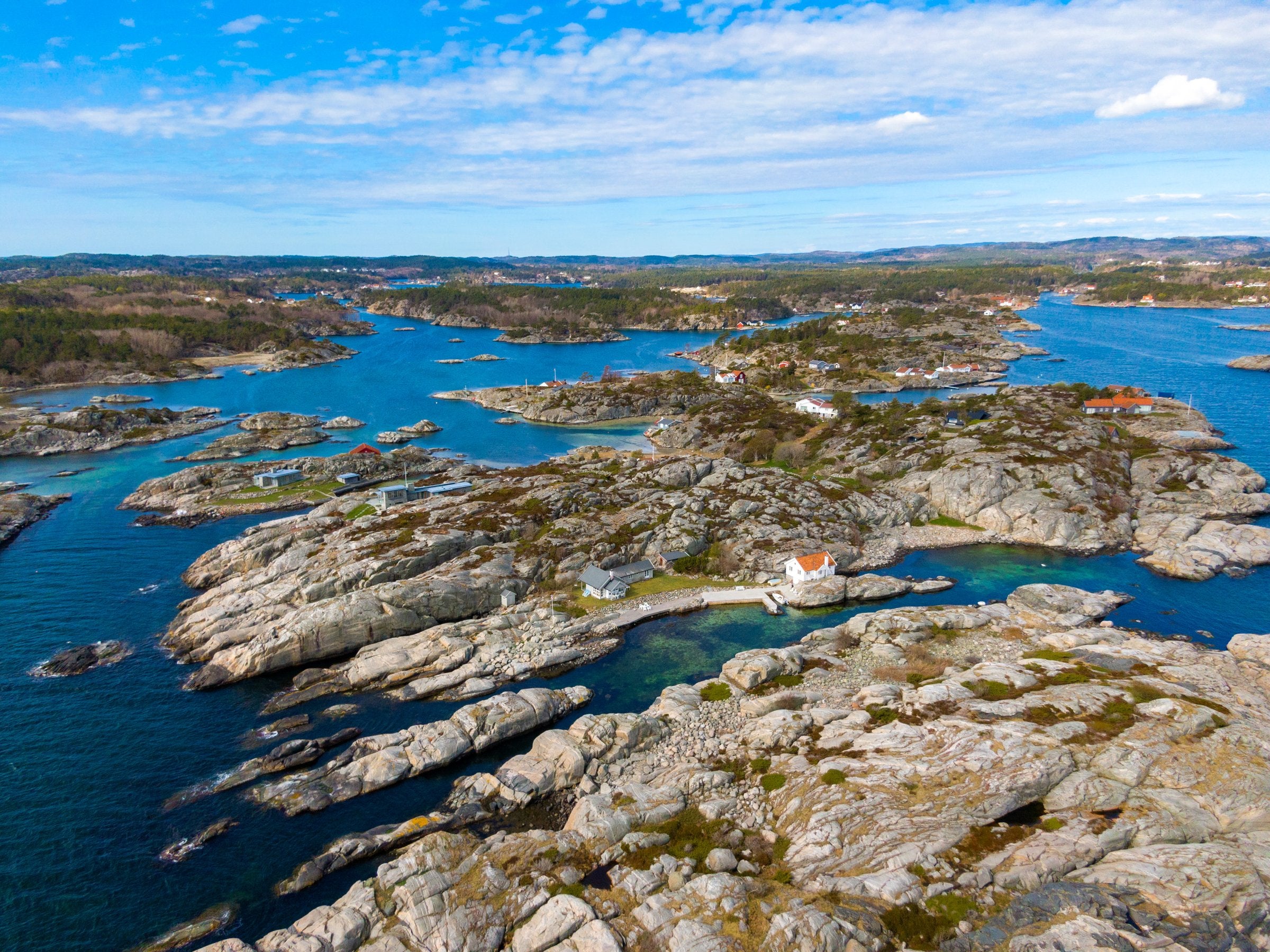 Ber statsråden gripe inn mot statsforvalteren i strandsonesaken