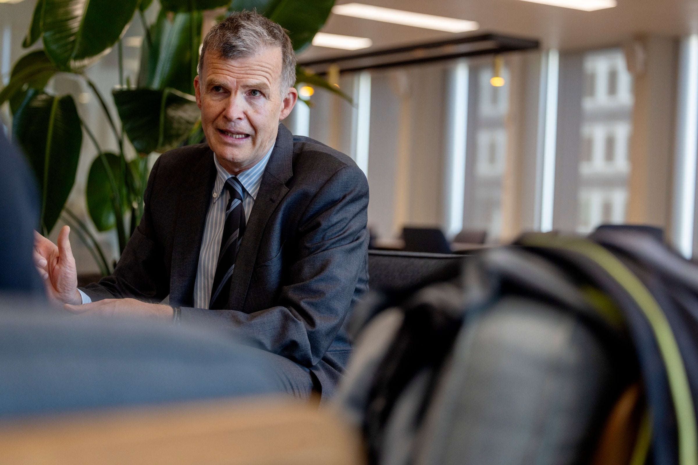 Peker på tre grunner til at oljeprisen faller | DN