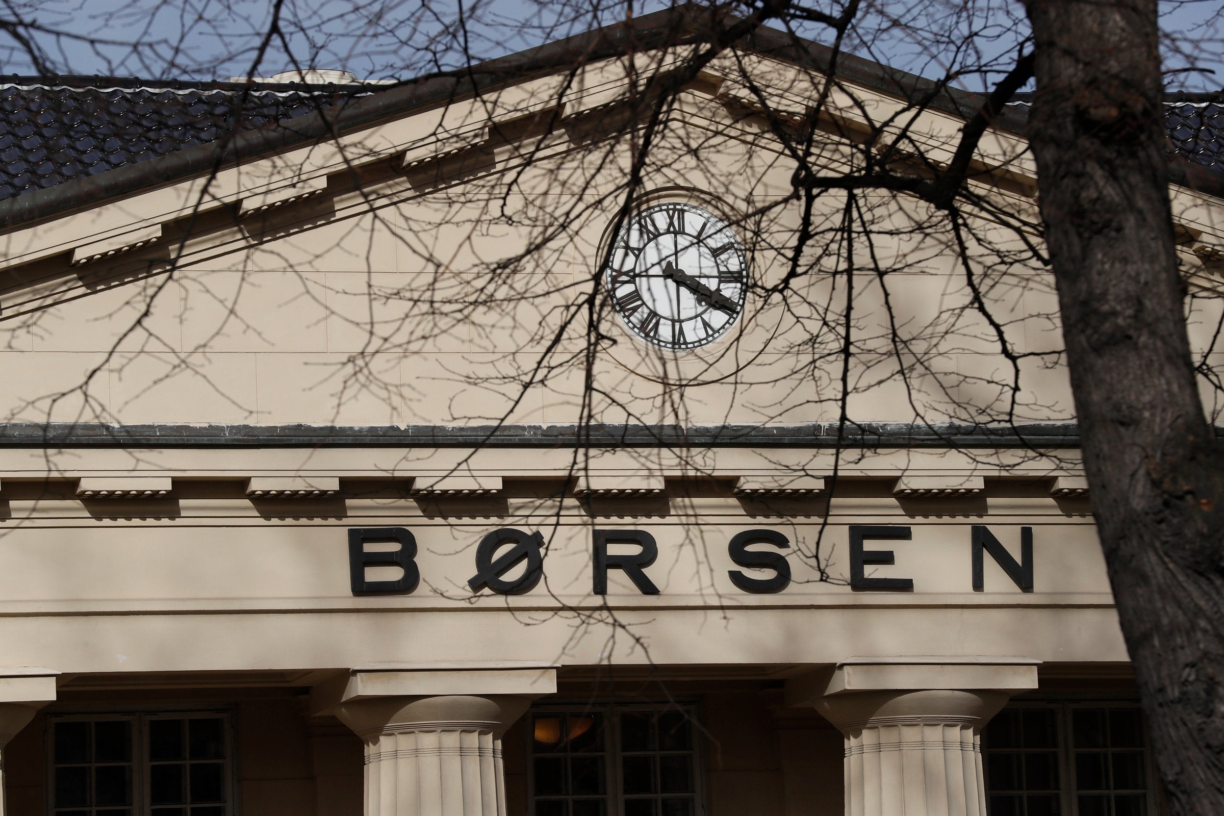 Oslo Børs følger oljeprisen oppover