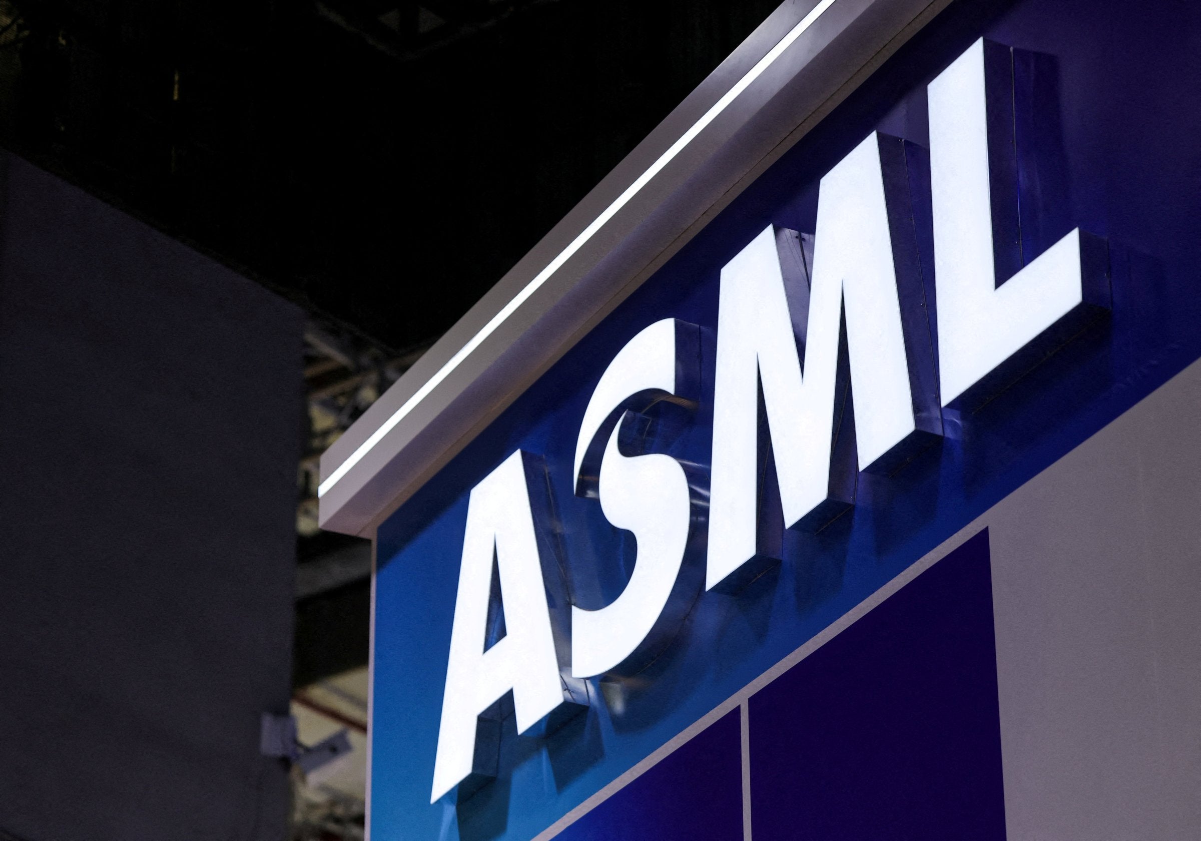 ASML knuste forventningene med ordrerekord