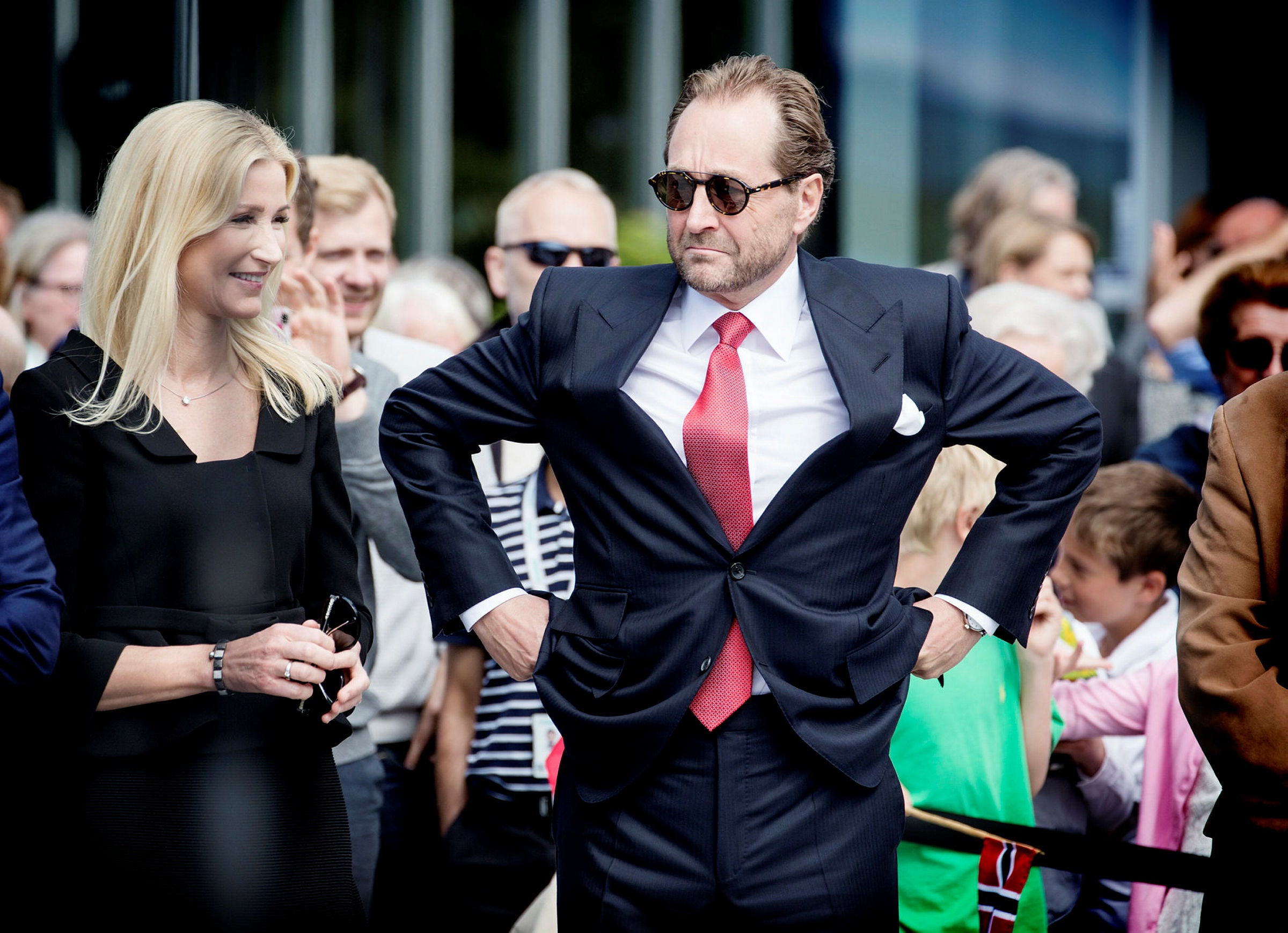 Røkke er medlem av rikmannsklubb:– De ble invitert av Bill Gates | DN