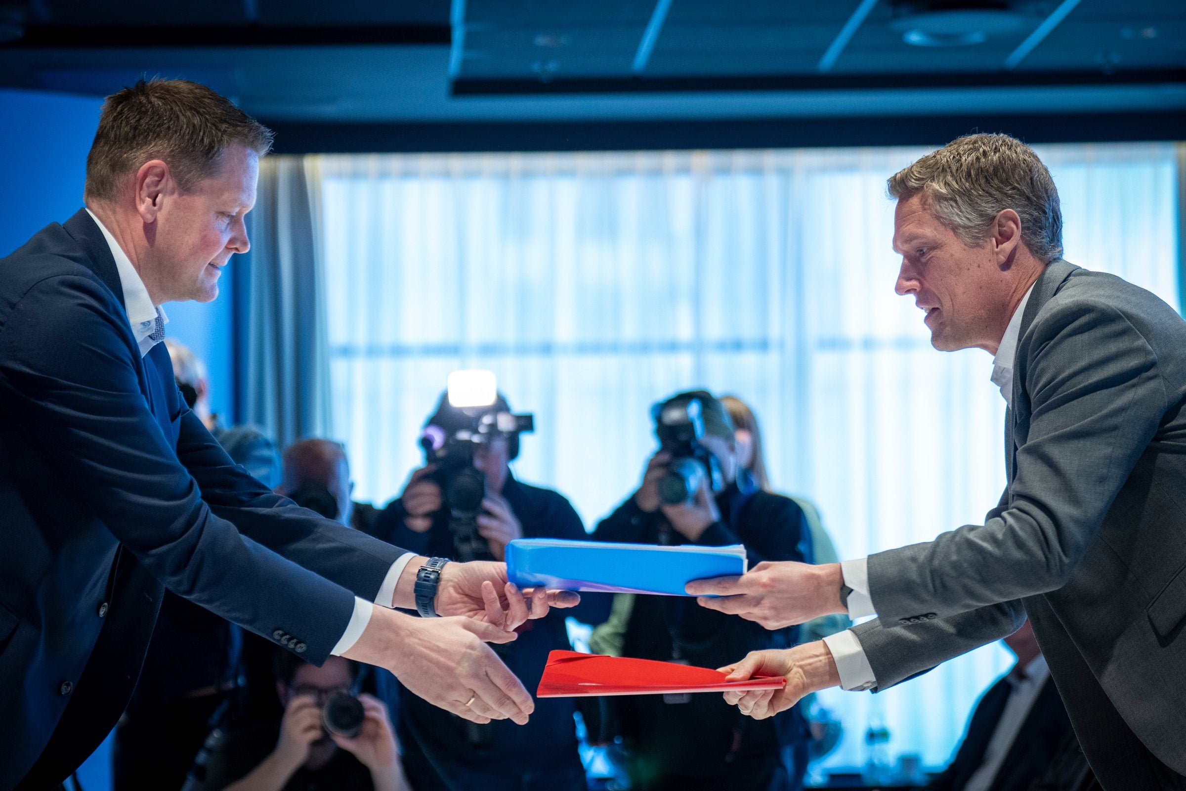 Sjeføkonom om lønnsoppgjør, krig og skyhøye oljepriser: – Finansministeren må gripe inn