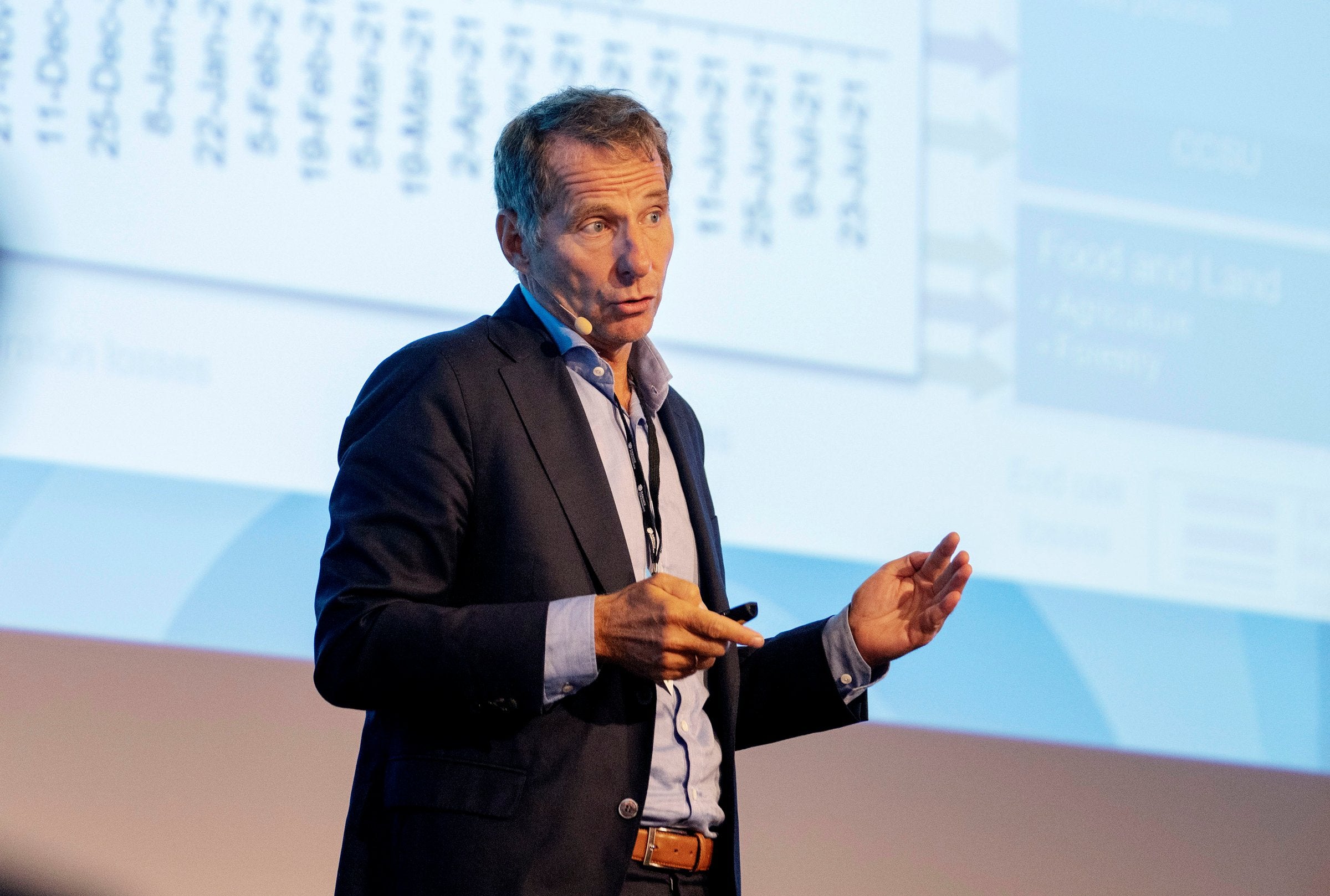 Jarand Rystad tror oljeprisen mer enn dobles dersom Hormuzstredet blir varig blokkert