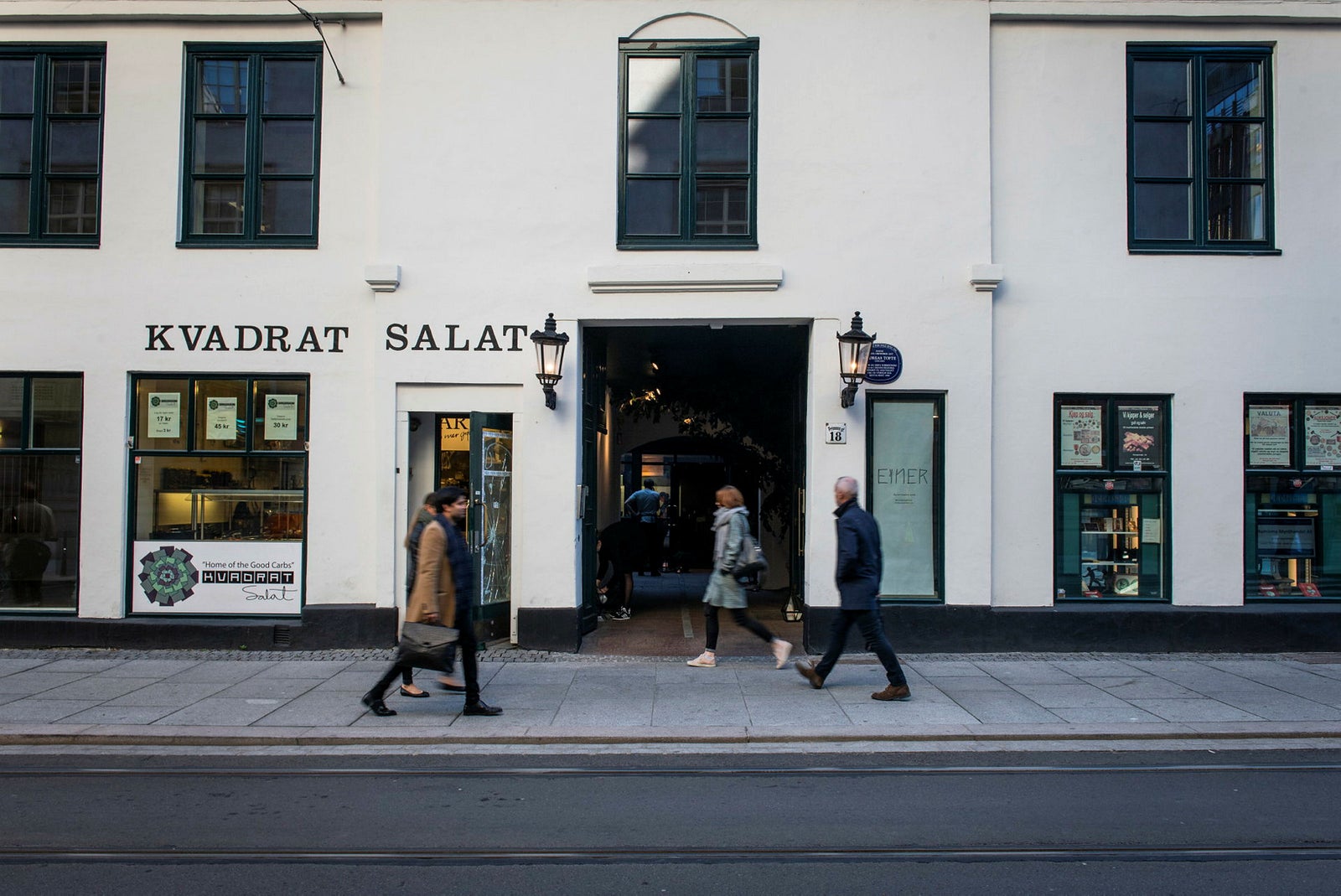 Kvadraturen. Einer er restaurantdrift anno 2018 i et lokale fra 1600-tallet.
