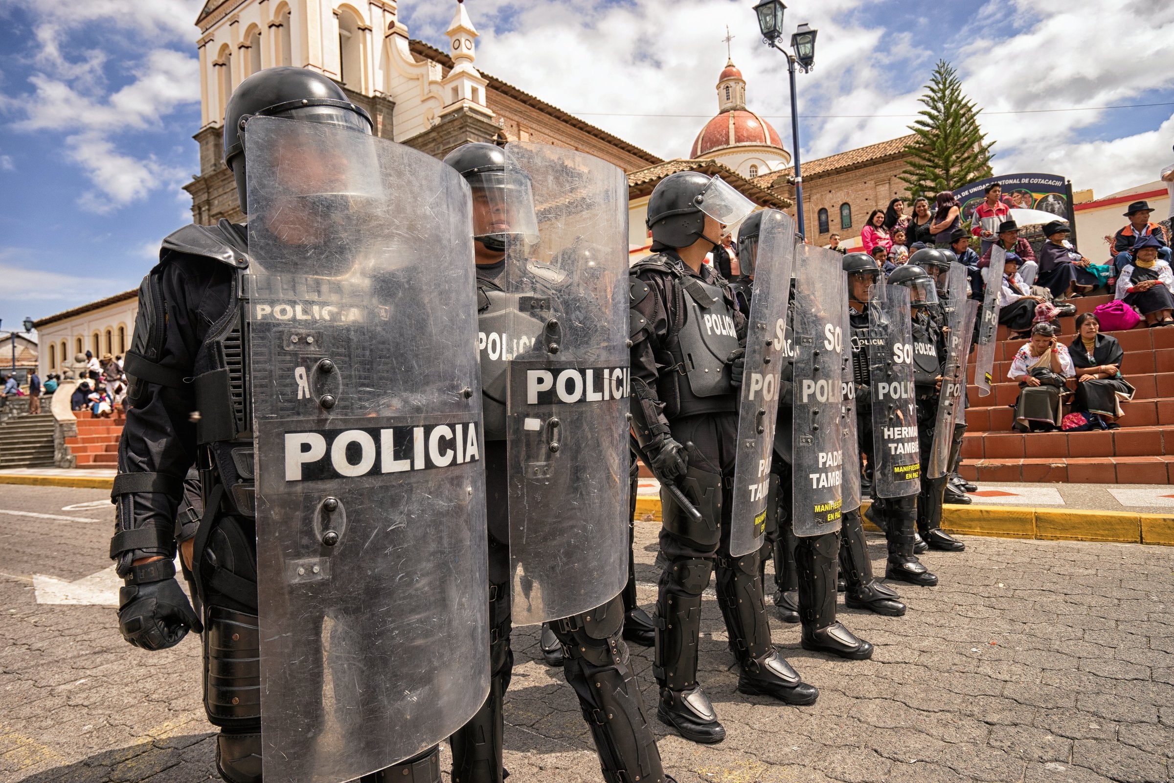 Ecuador shrimp producers confront extended curfew