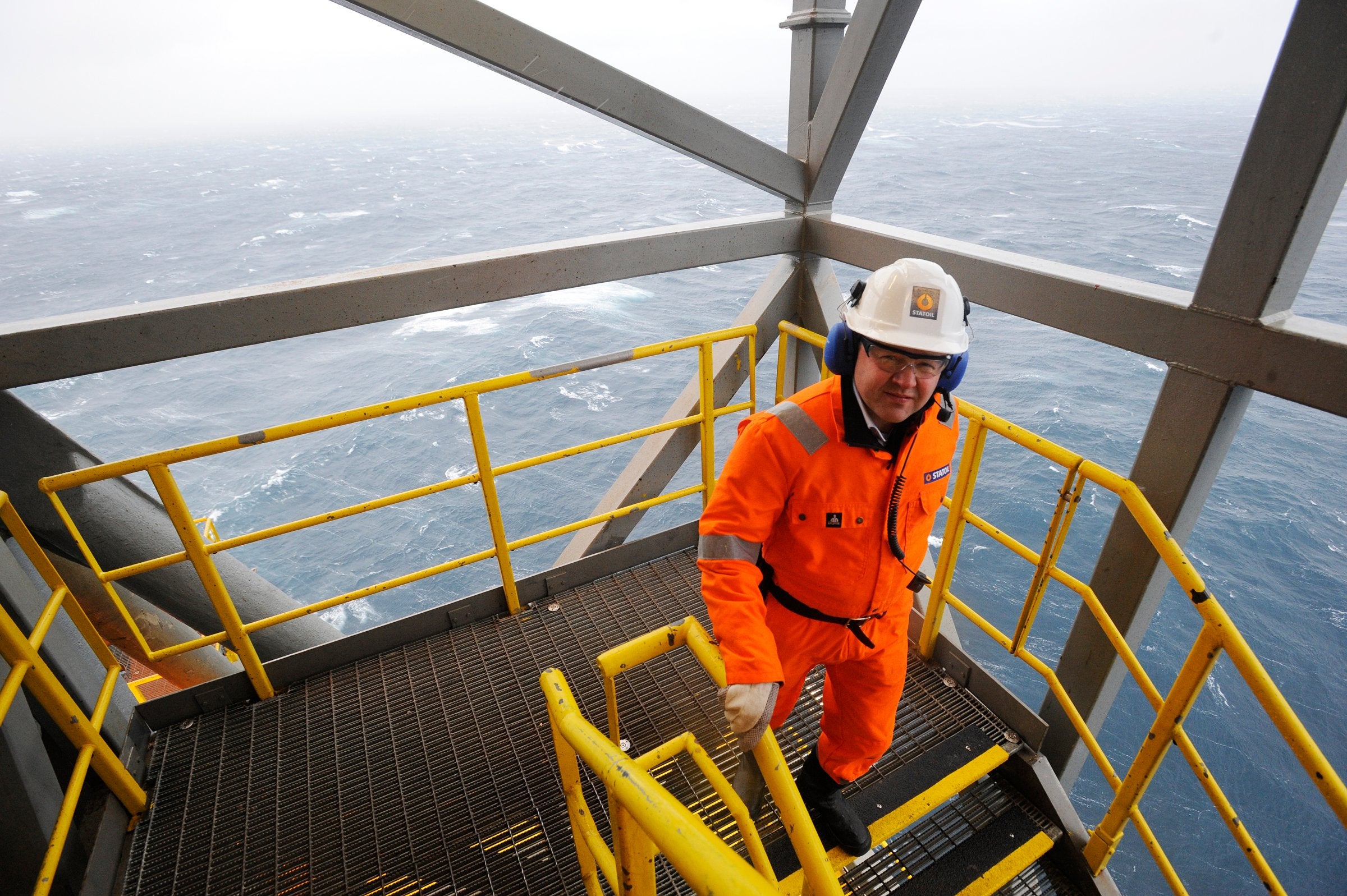 Equinor dishes out $610 million in subsea contracts