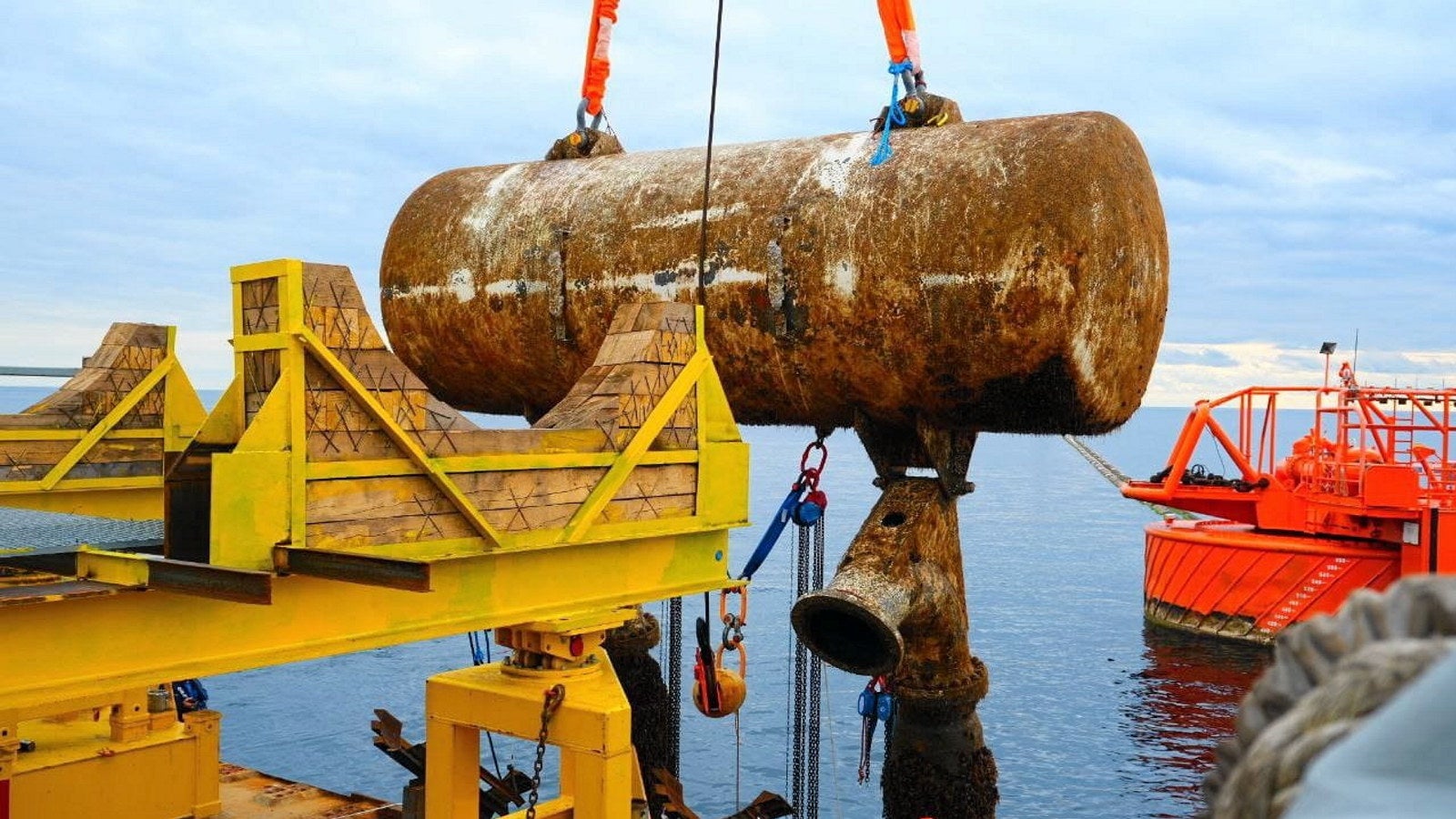 Caspian Pipeline starts replacing tanks at export terminal | Upstream