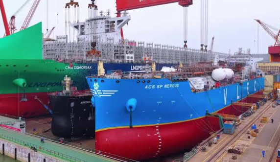 ‘Historic’ crossover as VLEC loads LPG cargo for first time