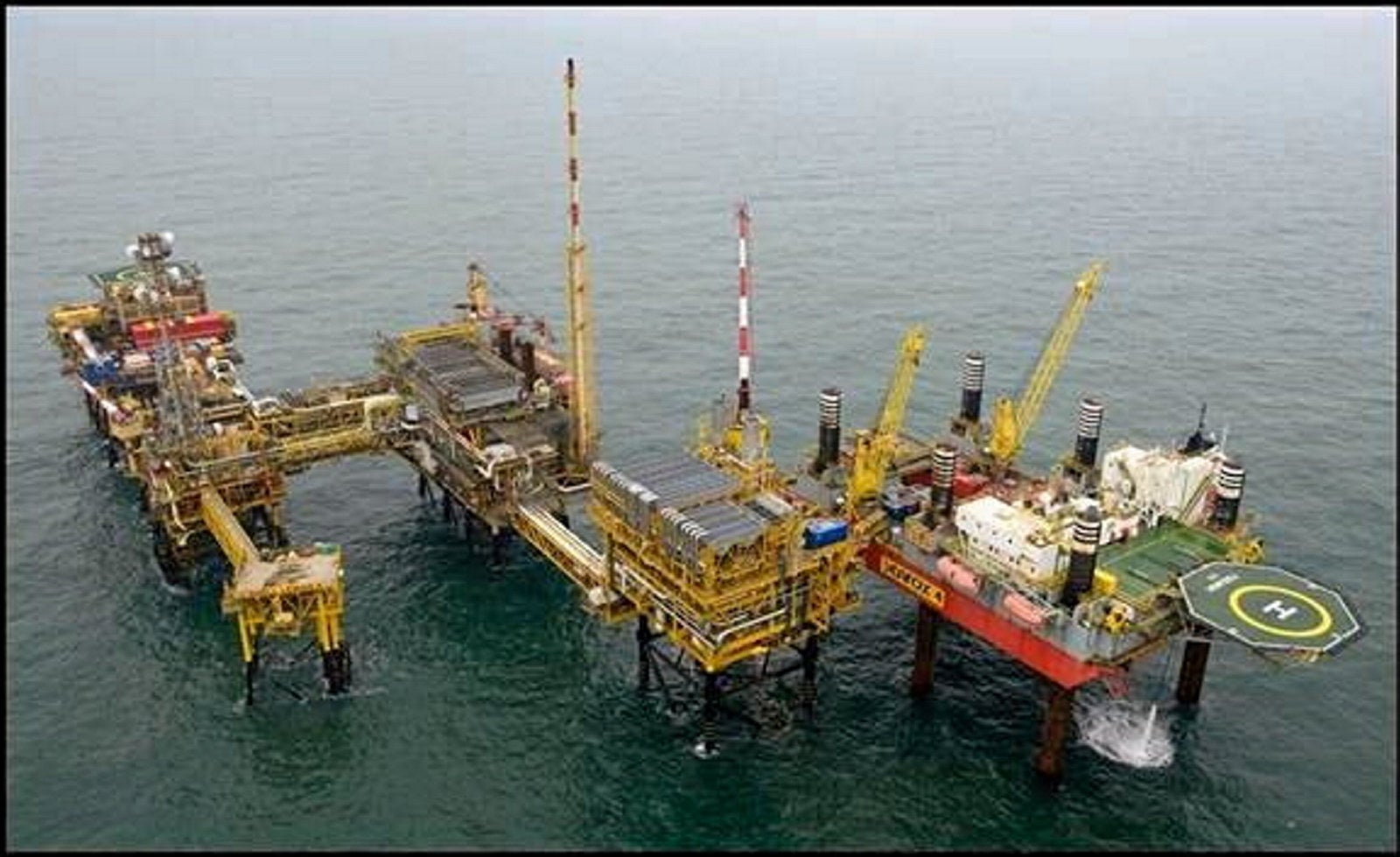 Shell and ExxonMobil in talks to sell UK offshore assets to Viaro ...