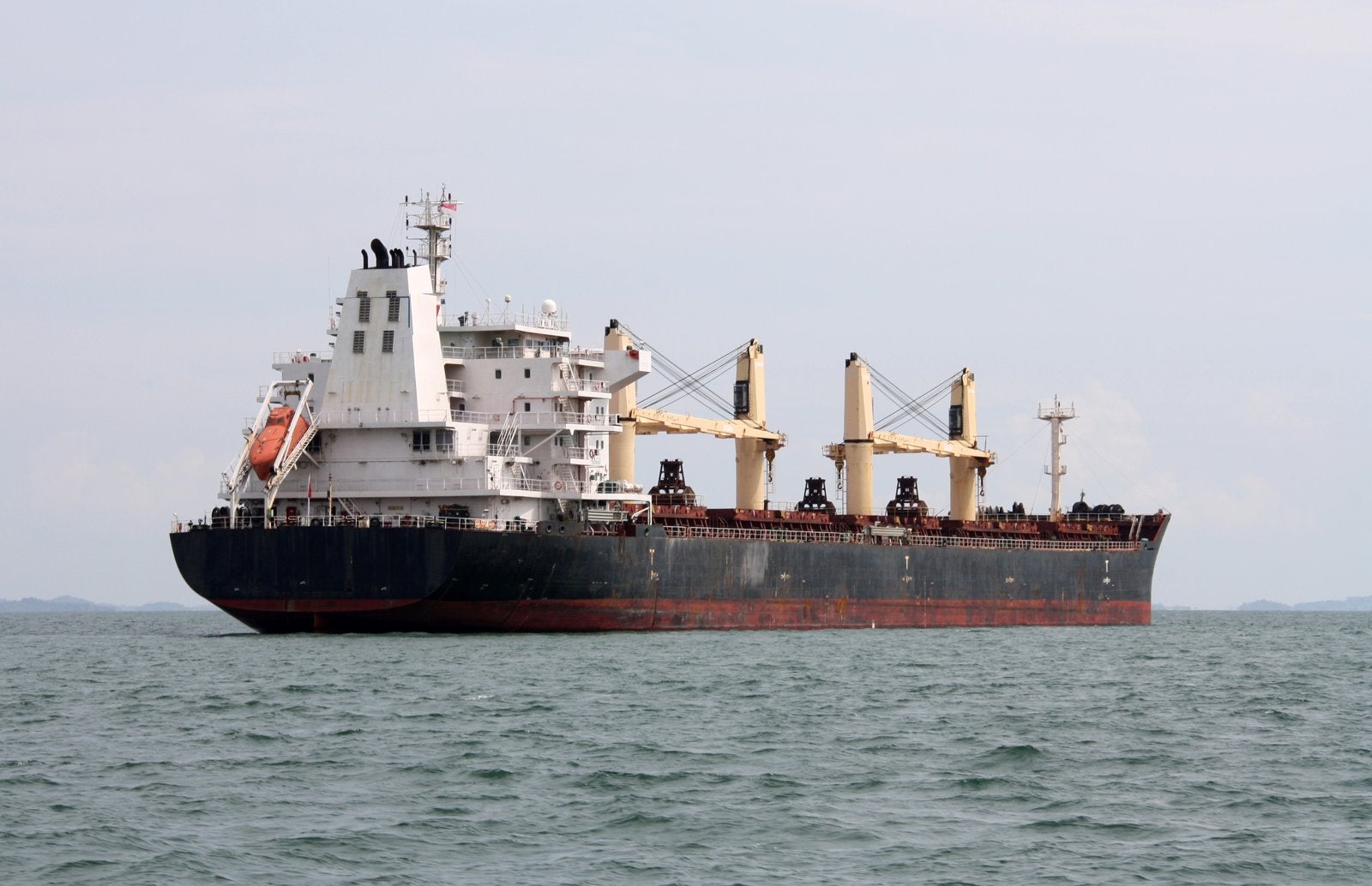 Court rejects lowball offers on arrested bulker caught up in ownership dispute