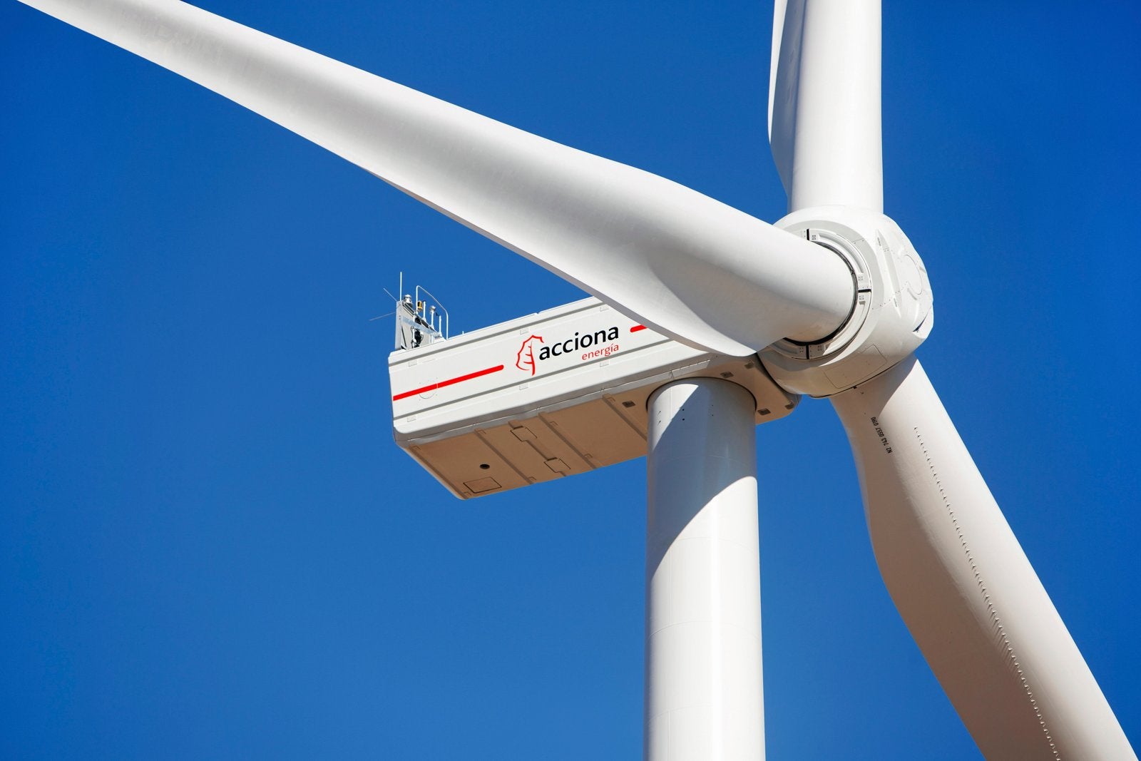 European developer sells off US and Mexican wind and solar assets in billion-dollar deal