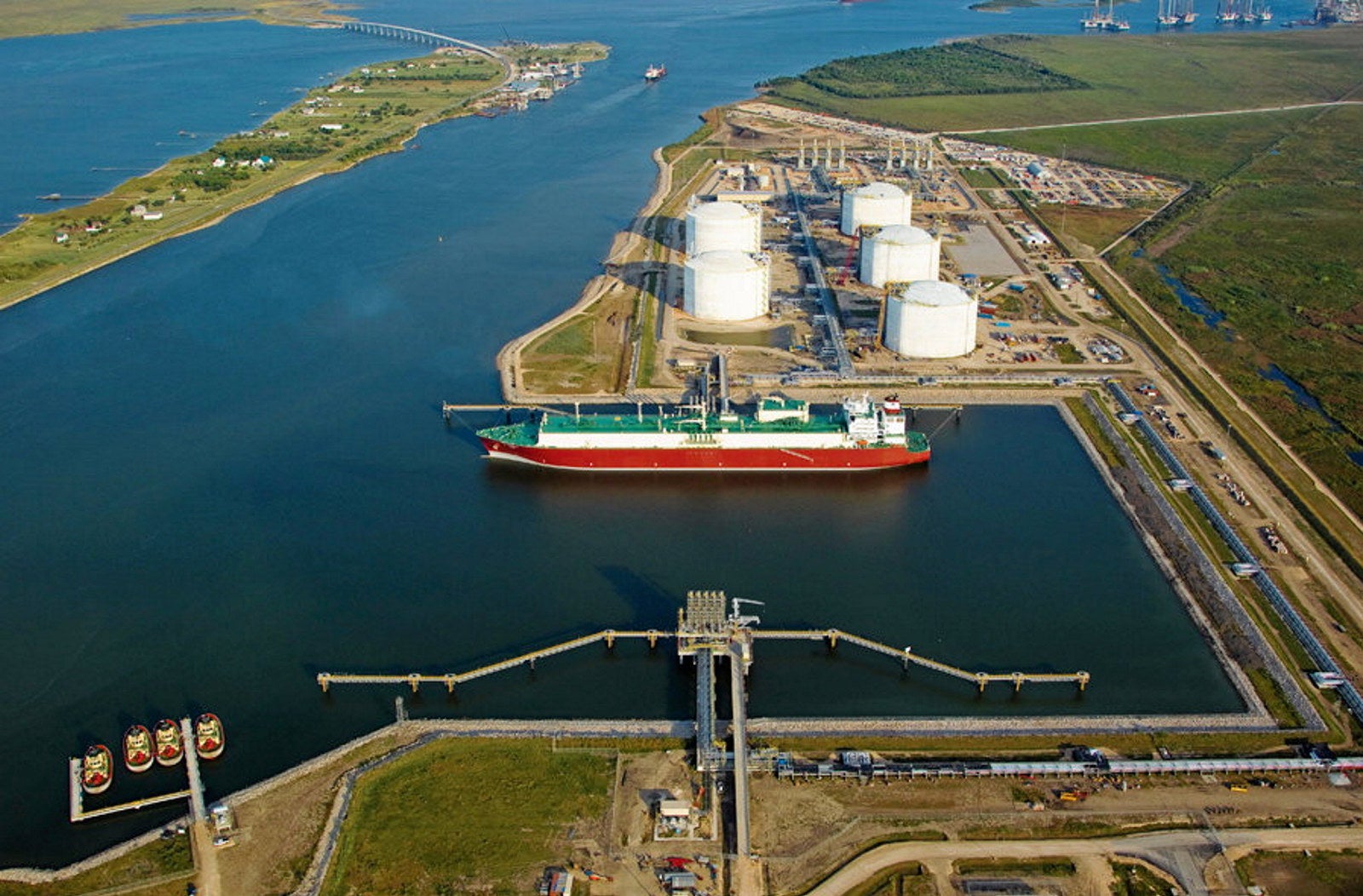 Pair of US Gulf LNG export facilities get expansion approval | Upstream
