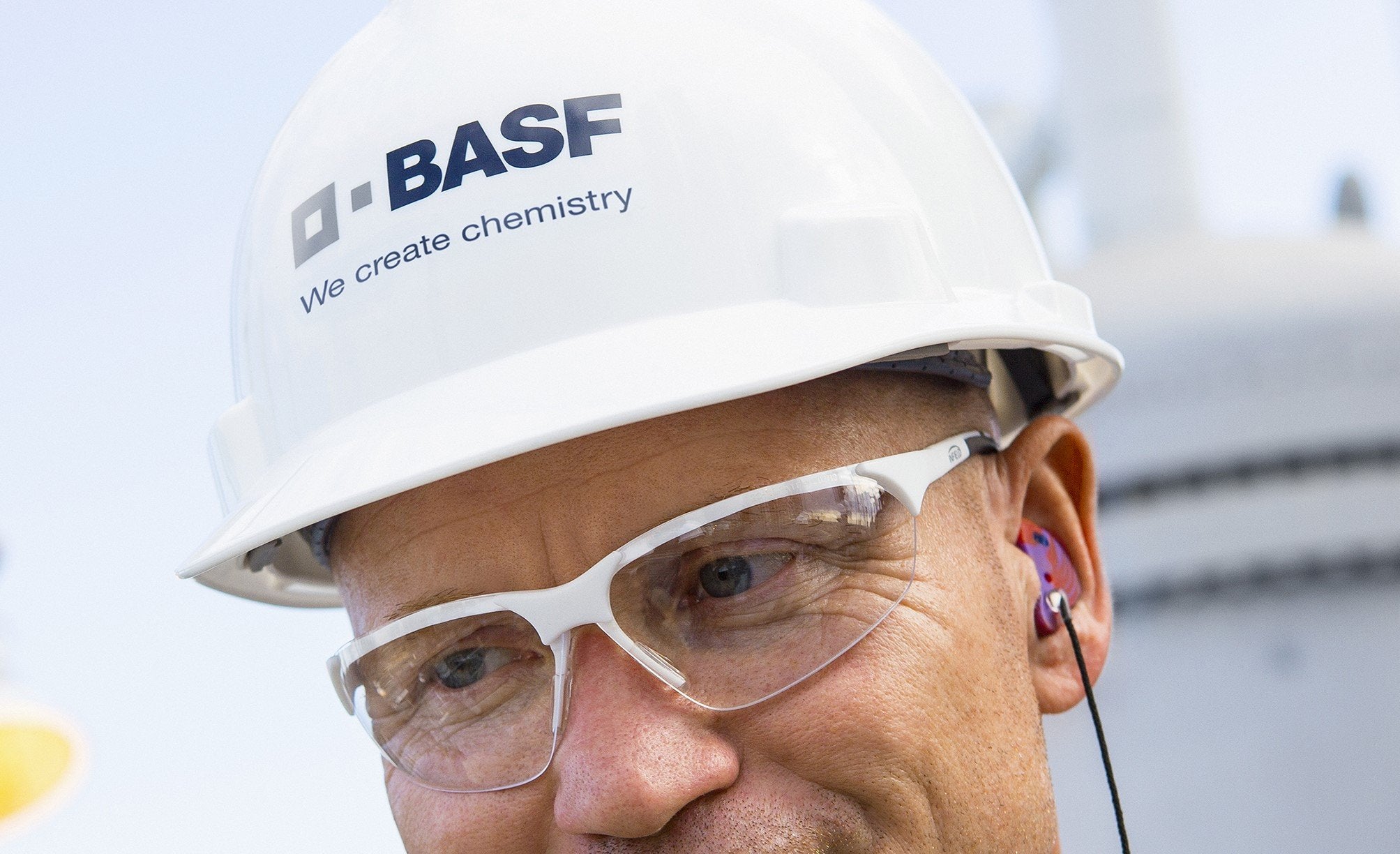 BASF moves to take first LNG carrier on long-term hire to shift ...