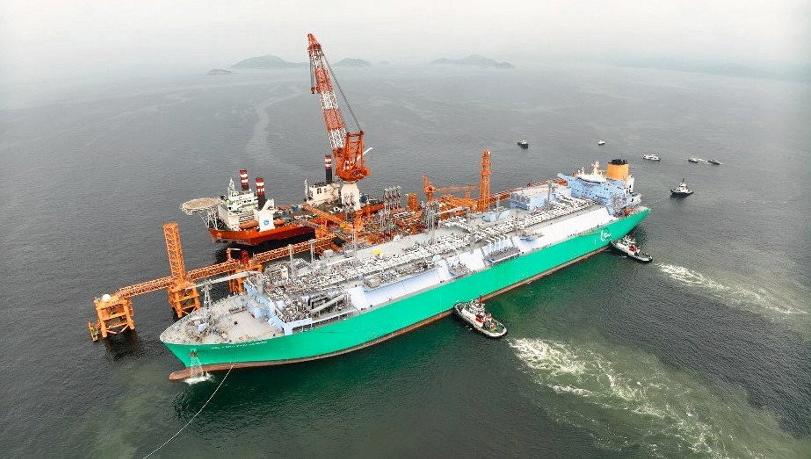 Hong Kong’s long-awaited first FSRU ties up at its new berth