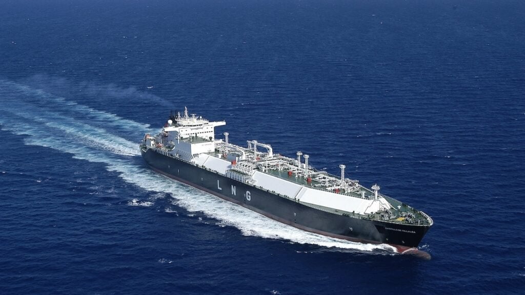 Spanish owner Elcano sells ‘cash-burning’ LNG carrier
