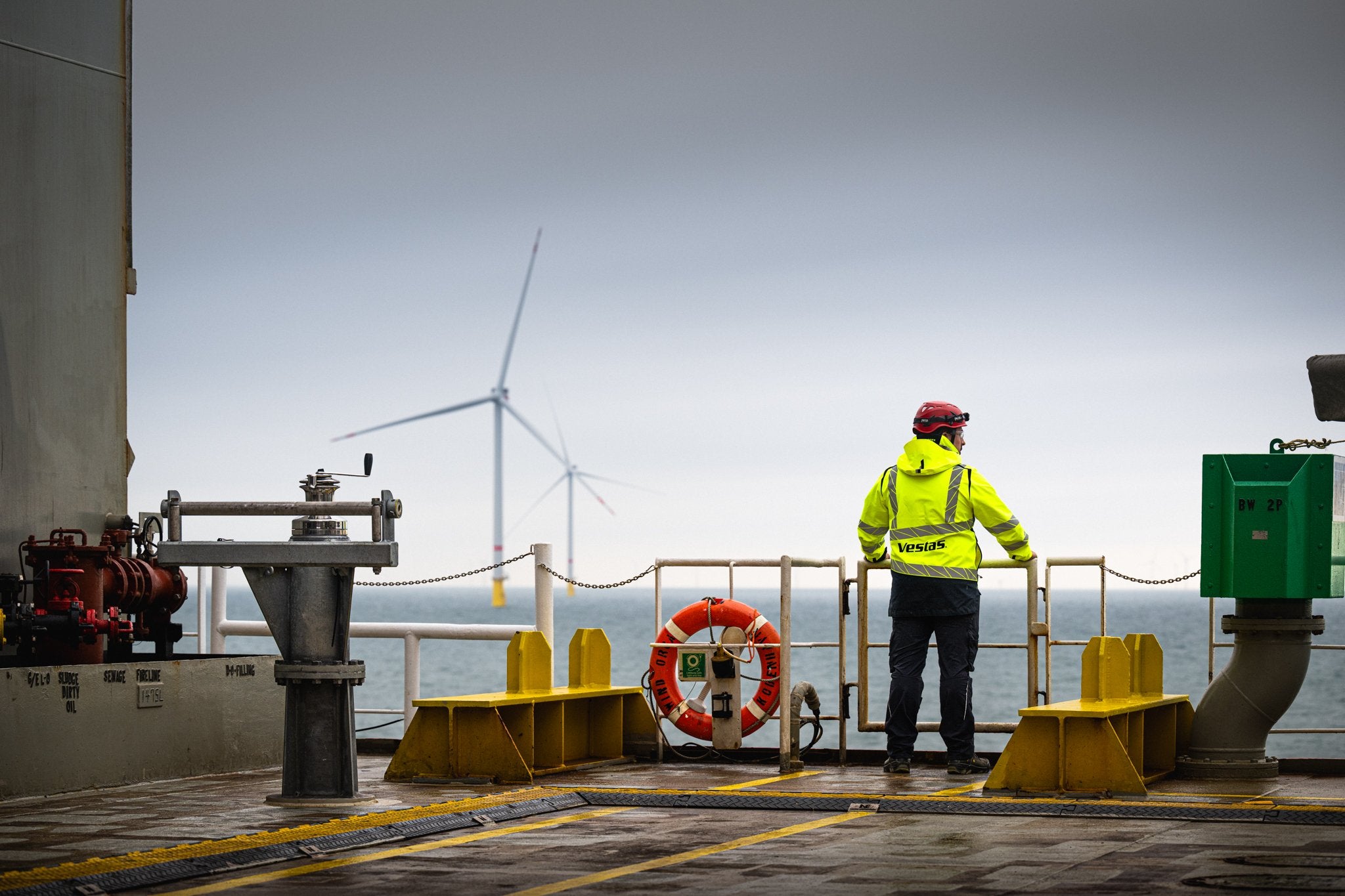 Offshore wind farm hit by Vestas blade break finishes construction