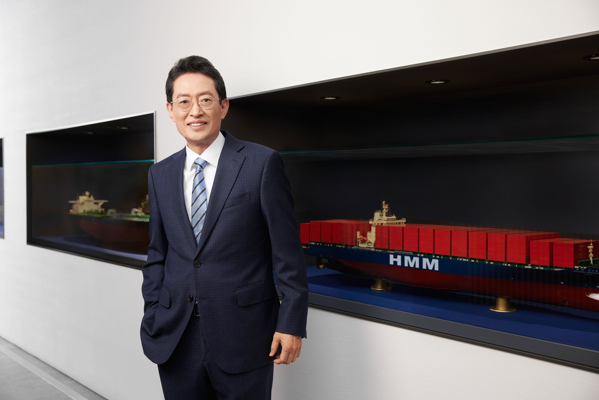 Greek shipowners move in on HMM product tankers as asset values take a hit