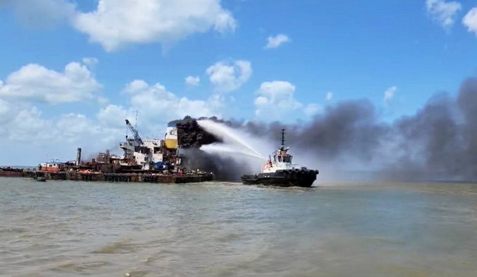 Scrapping work sparks explosion and fire on tanker in Caribbean