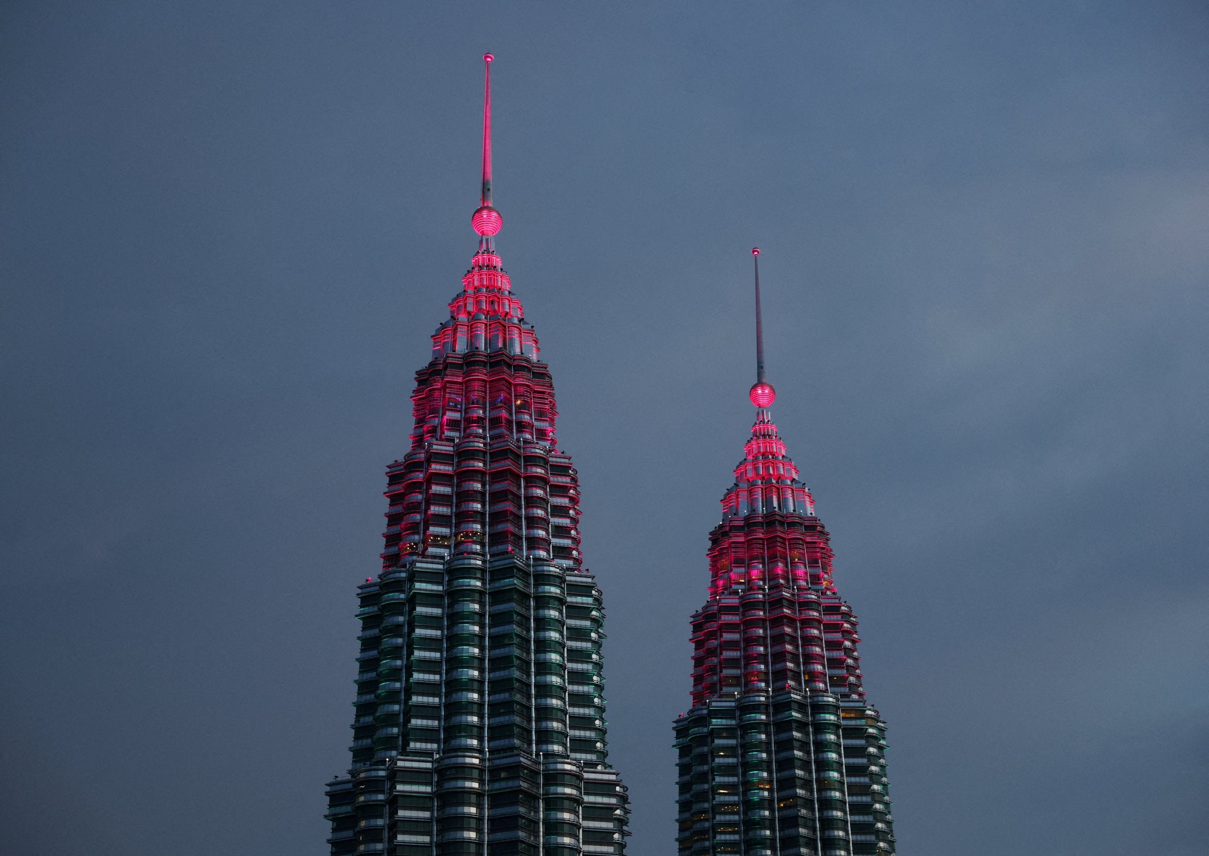Oil and Gas Rights Dispute: Petronas and Sarawak Government Return to Court