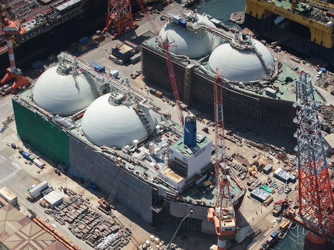 Golar LNG hangs fire on green-lighting fourth FLNG unit