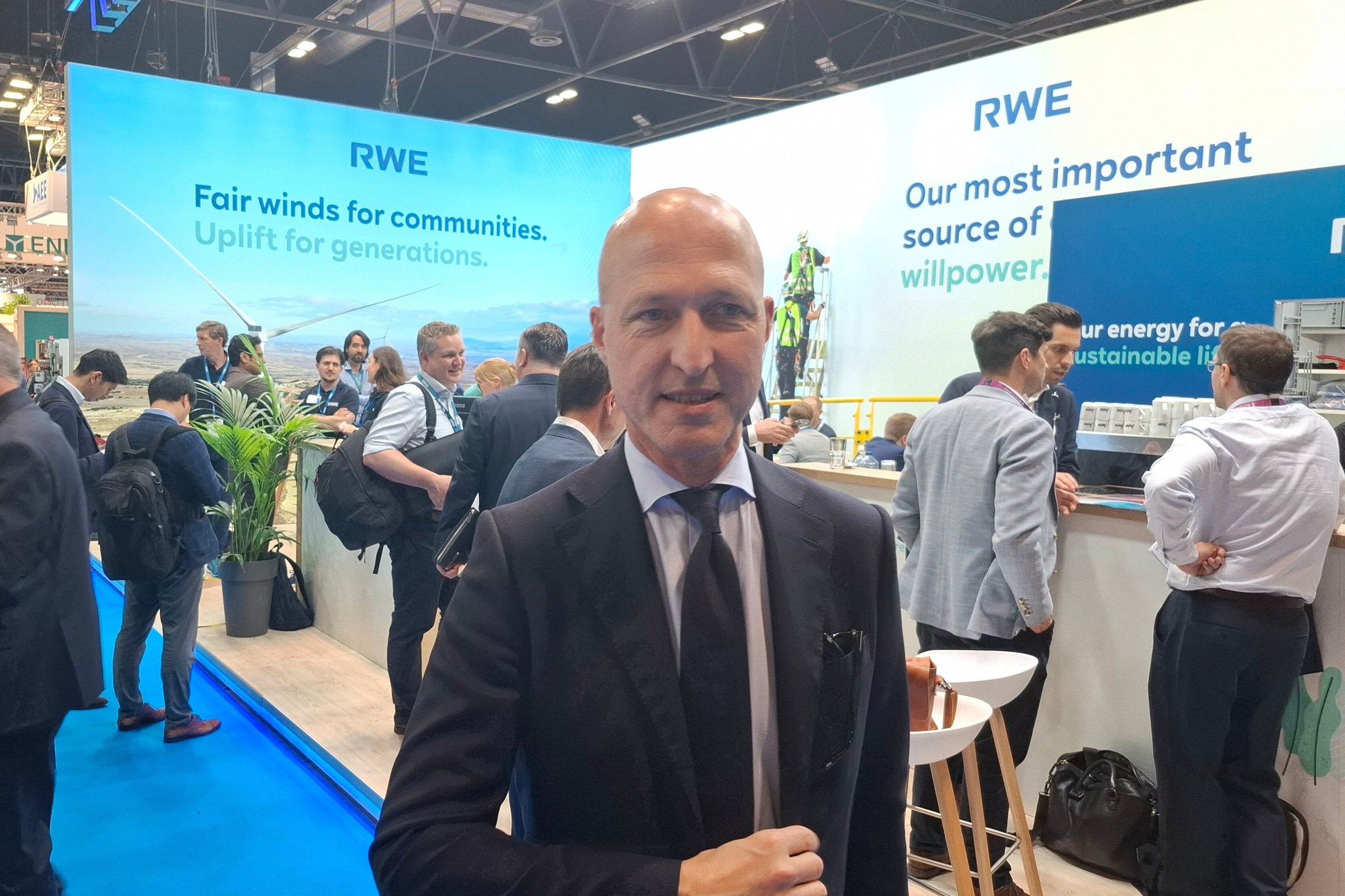 RWE Offshore CEO rules out returning projects after UK auction win ...
