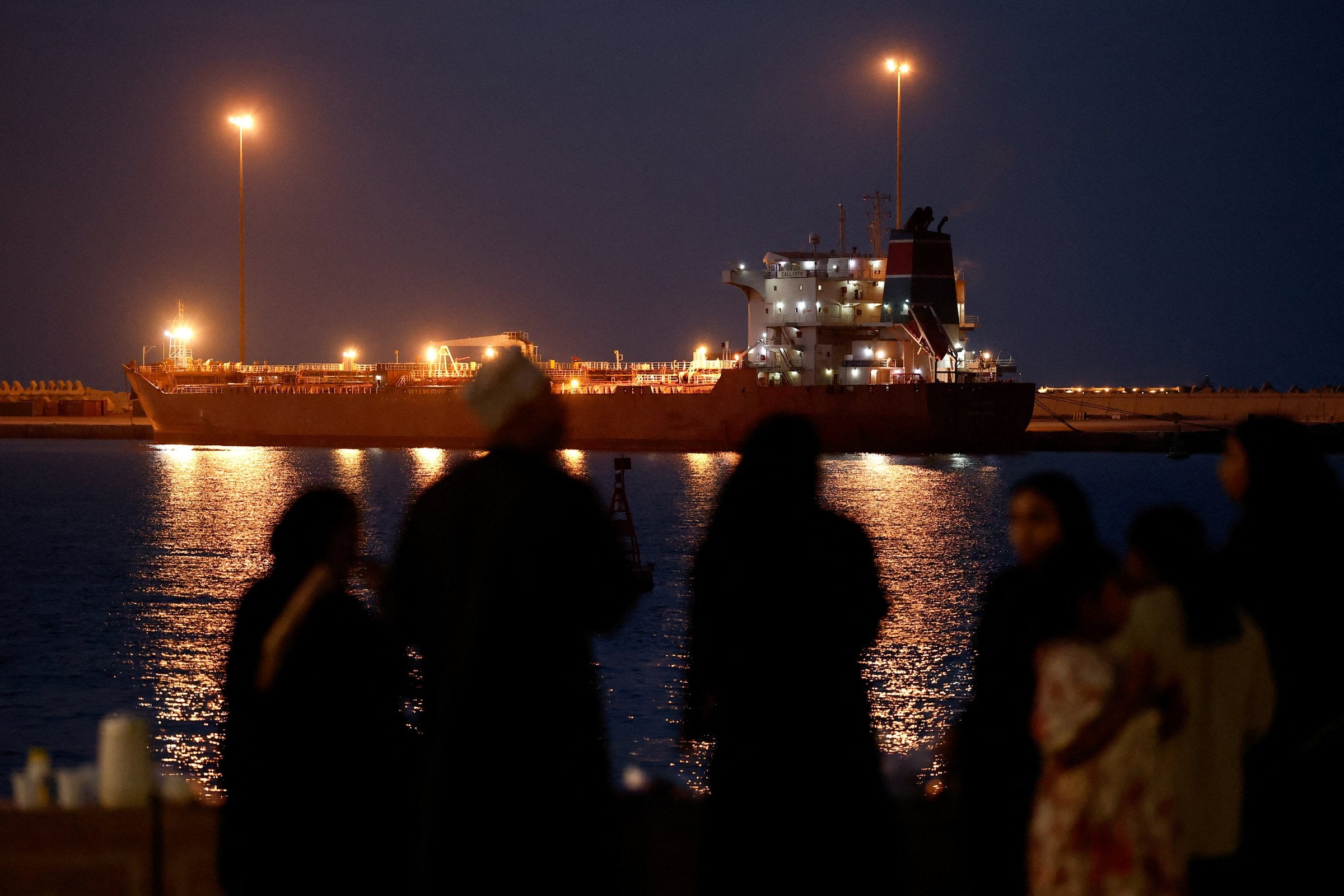 Oil continues flirtation with $100 per barrel as Strait of Hormuz chaos ...