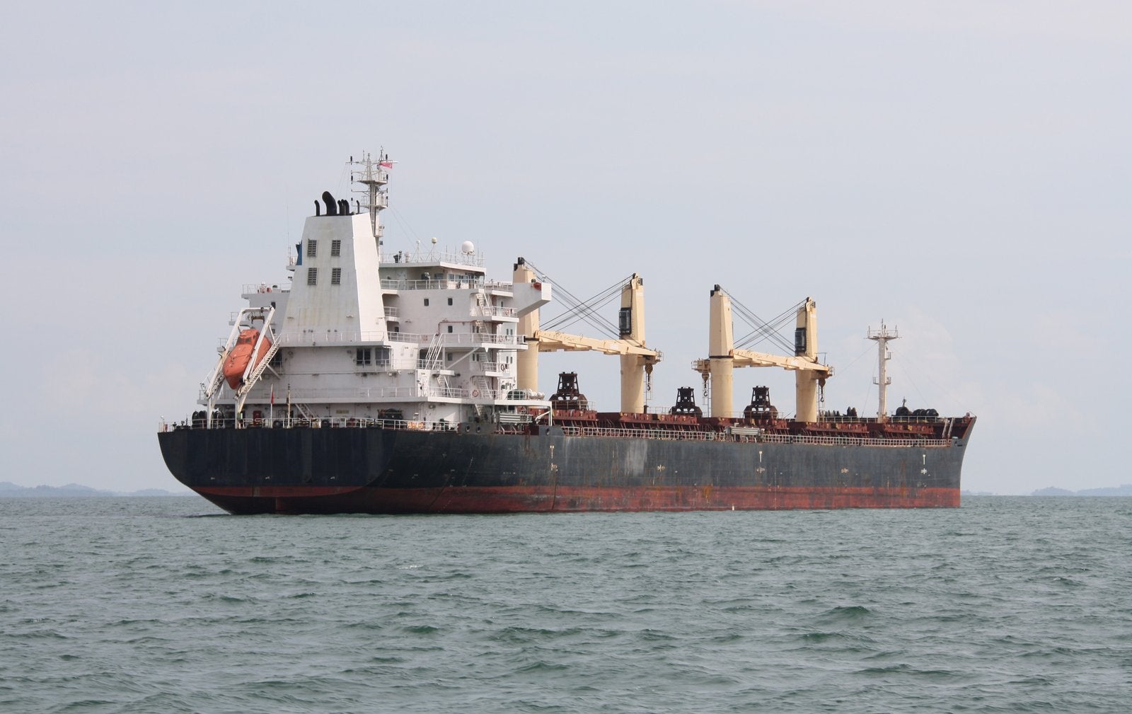Arrested bulker saga takes new twist as ownership comes under dispute