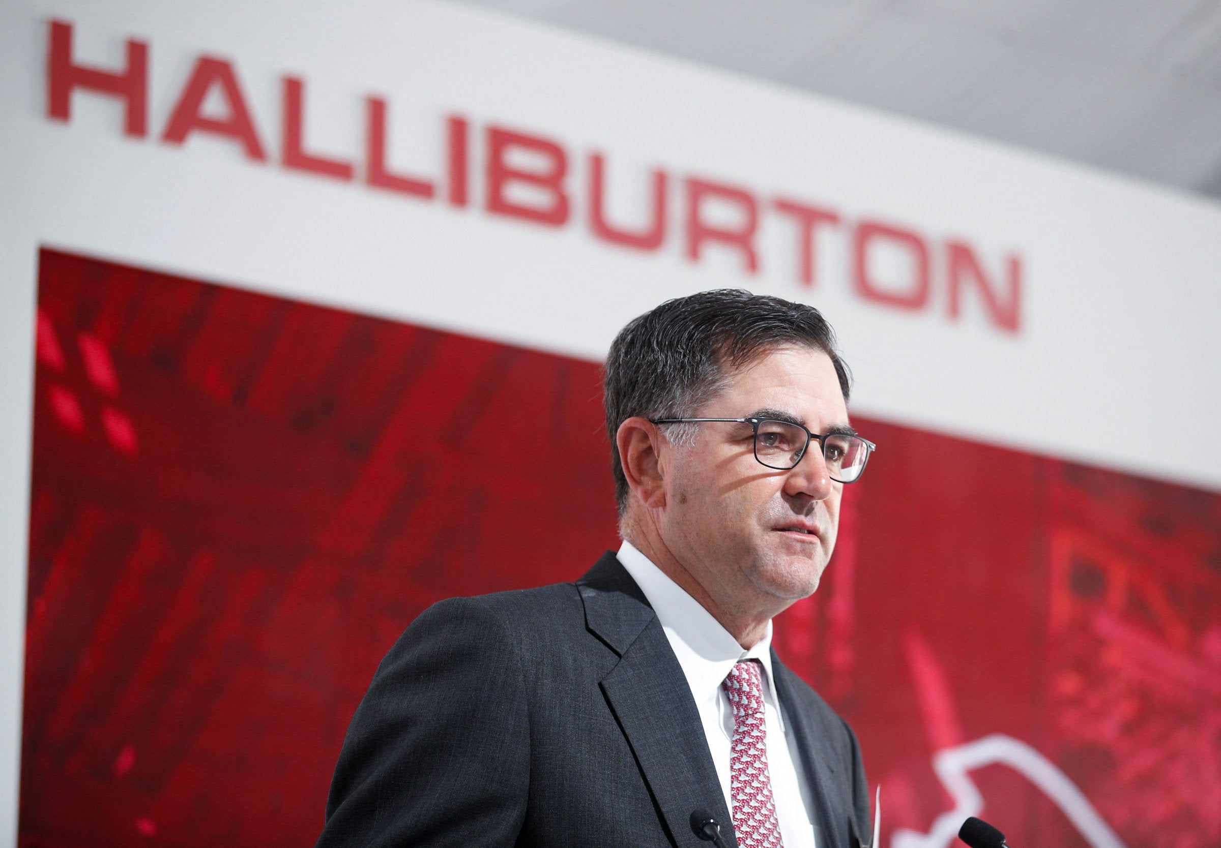 Halliburton shares fall as Middle East revenue dented by conflict