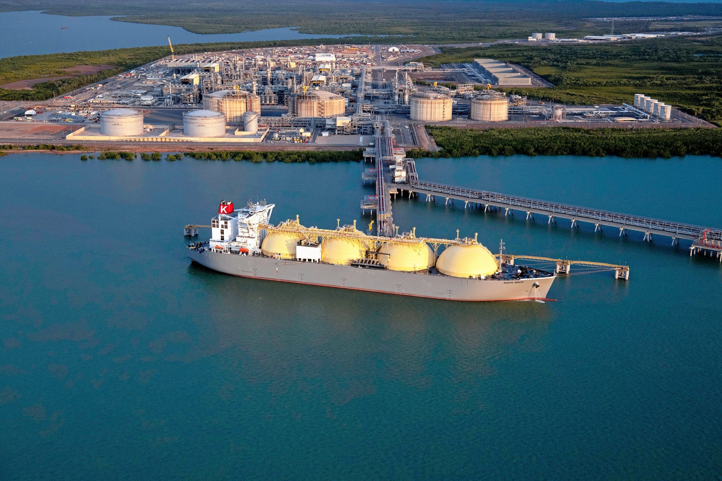 Strike action a real possibility at key Australia LNG project