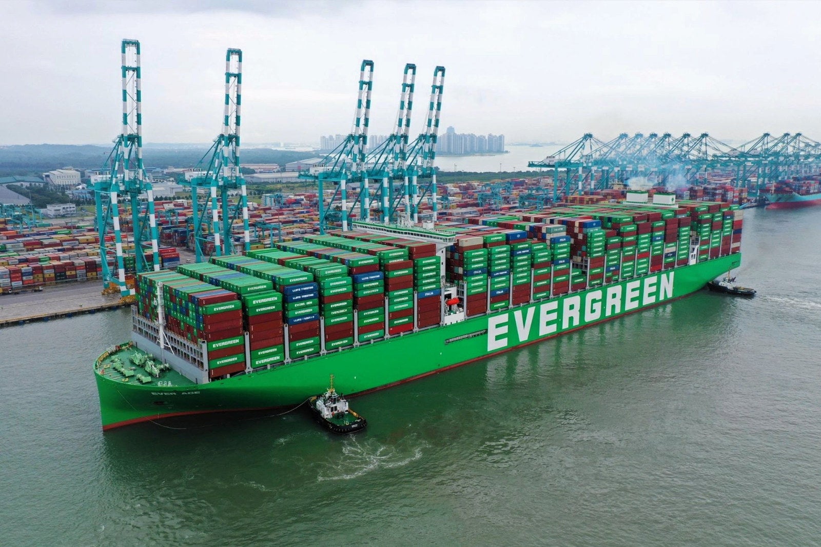 Evergreen shells out $780m for privately-held Singapore division