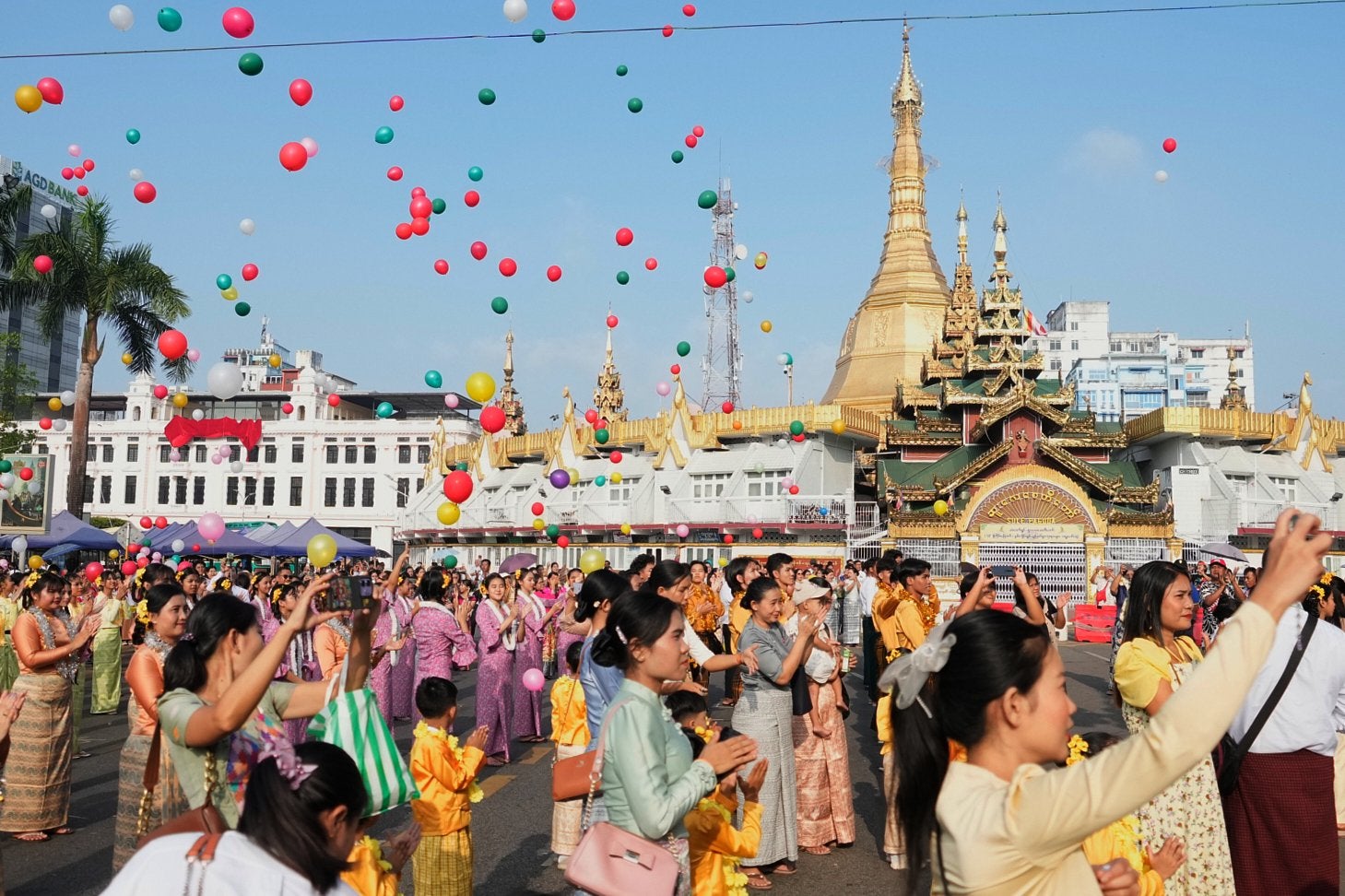 Myanmar signs deal with Chinese operator to increase oil production ...